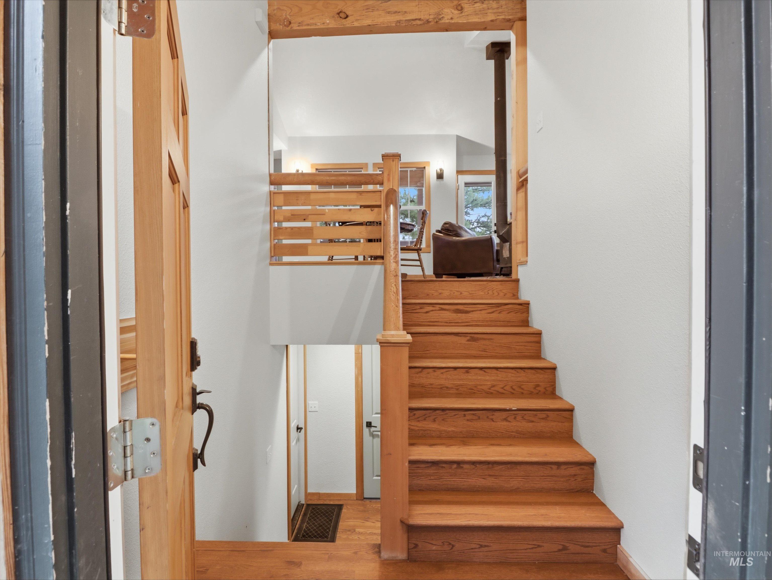 242 Wilderness Way, Boise, Idaho 83716, 3 Bedrooms, 2 Bathrooms, Residential For Sale, Price $625,000, 98995024