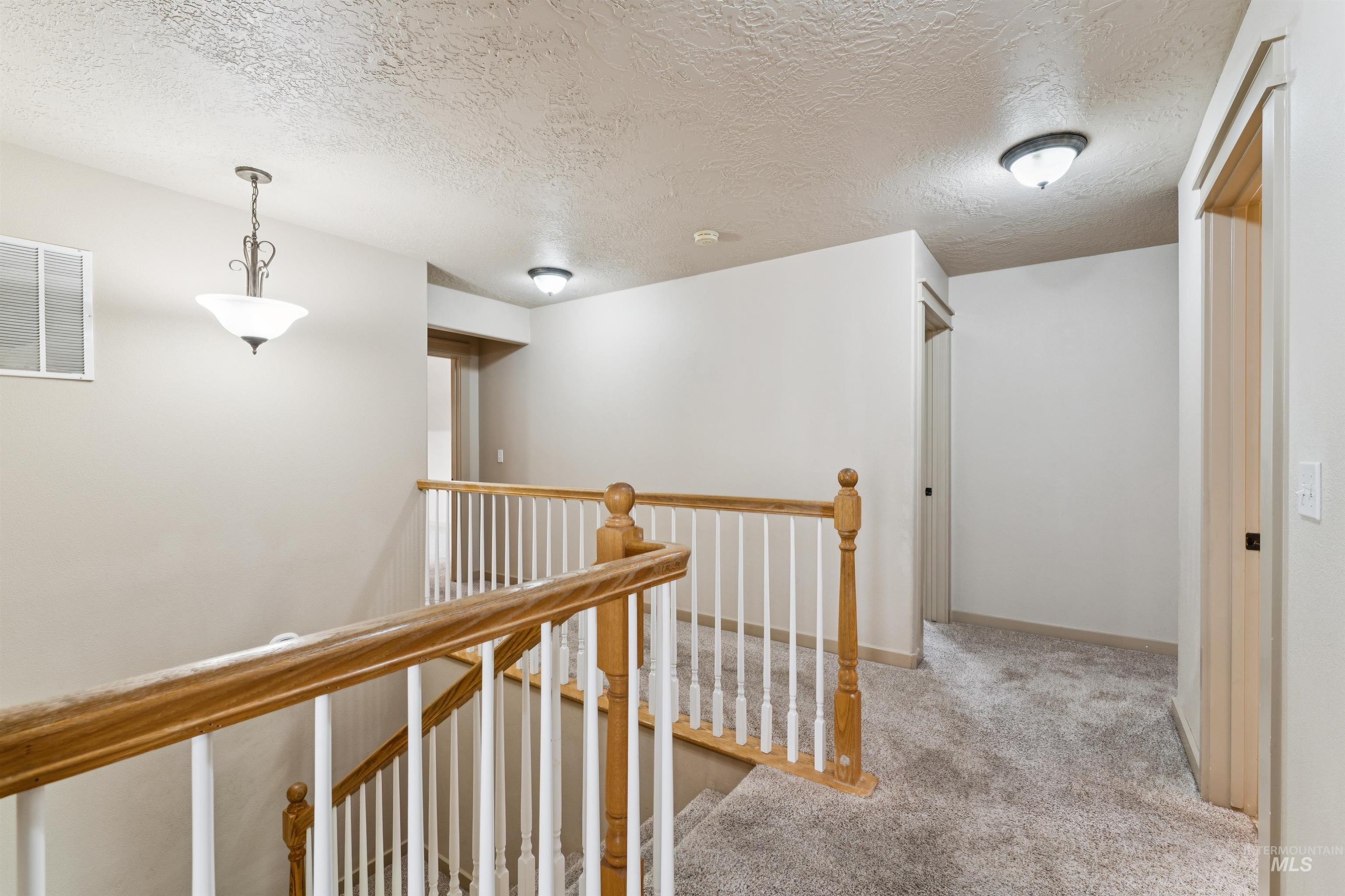1902 E Mountain Man, Meridian, Idaho 83646, 4 Bedrooms, 2.5 Bathrooms, Residential For Sale, Price $564,900,MLS 98995026