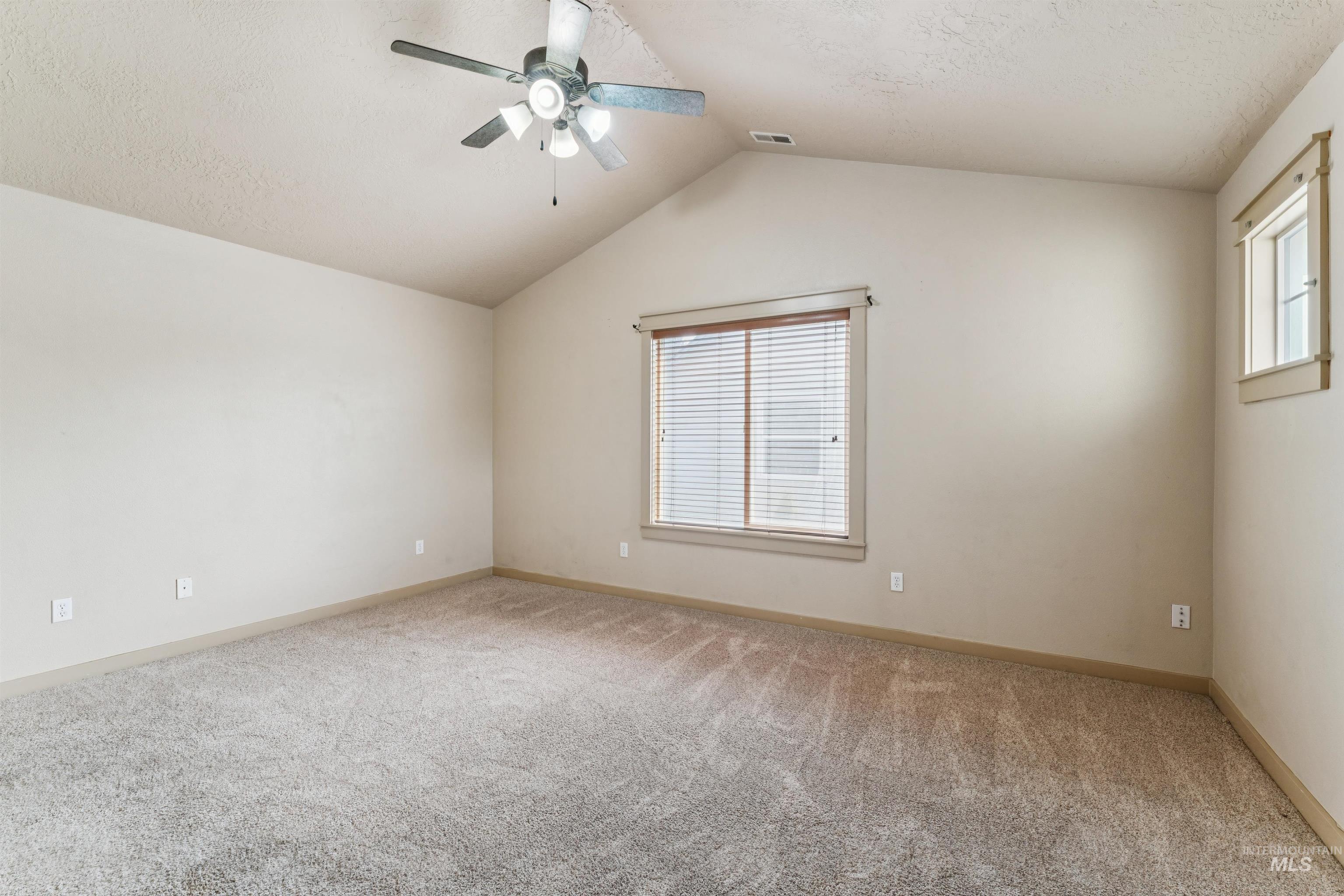 1902 E Mountain Man, Meridian, Idaho 83646, 4 Bedrooms, 2.5 Bathrooms, Residential For Sale, Price $564,900,MLS 98995026