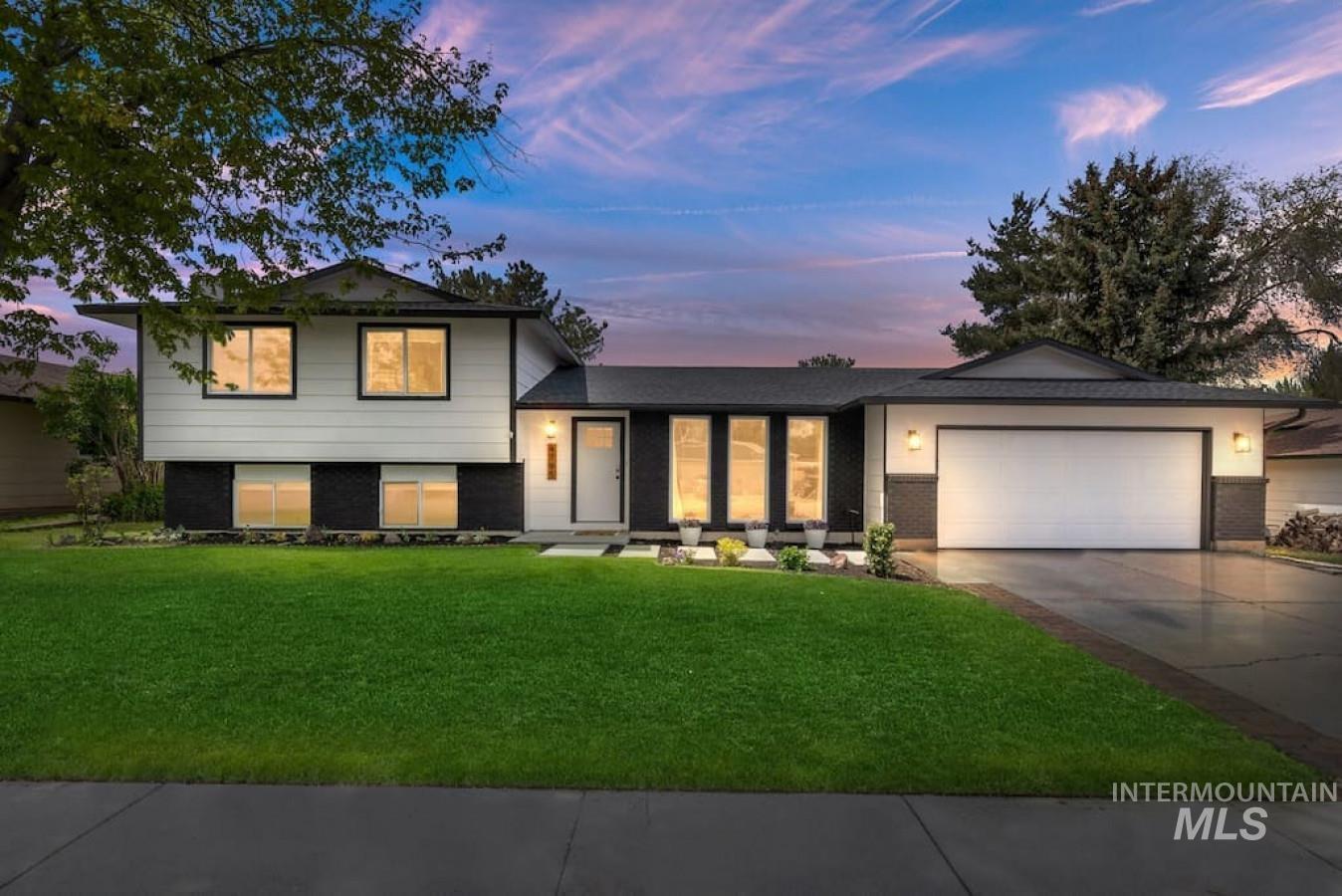 4795 S Maverick Way, Boise, Idaho 83709, 4 Bedrooms, 3 Bathrooms, Residential For Sale, Price $575,000, 98995027