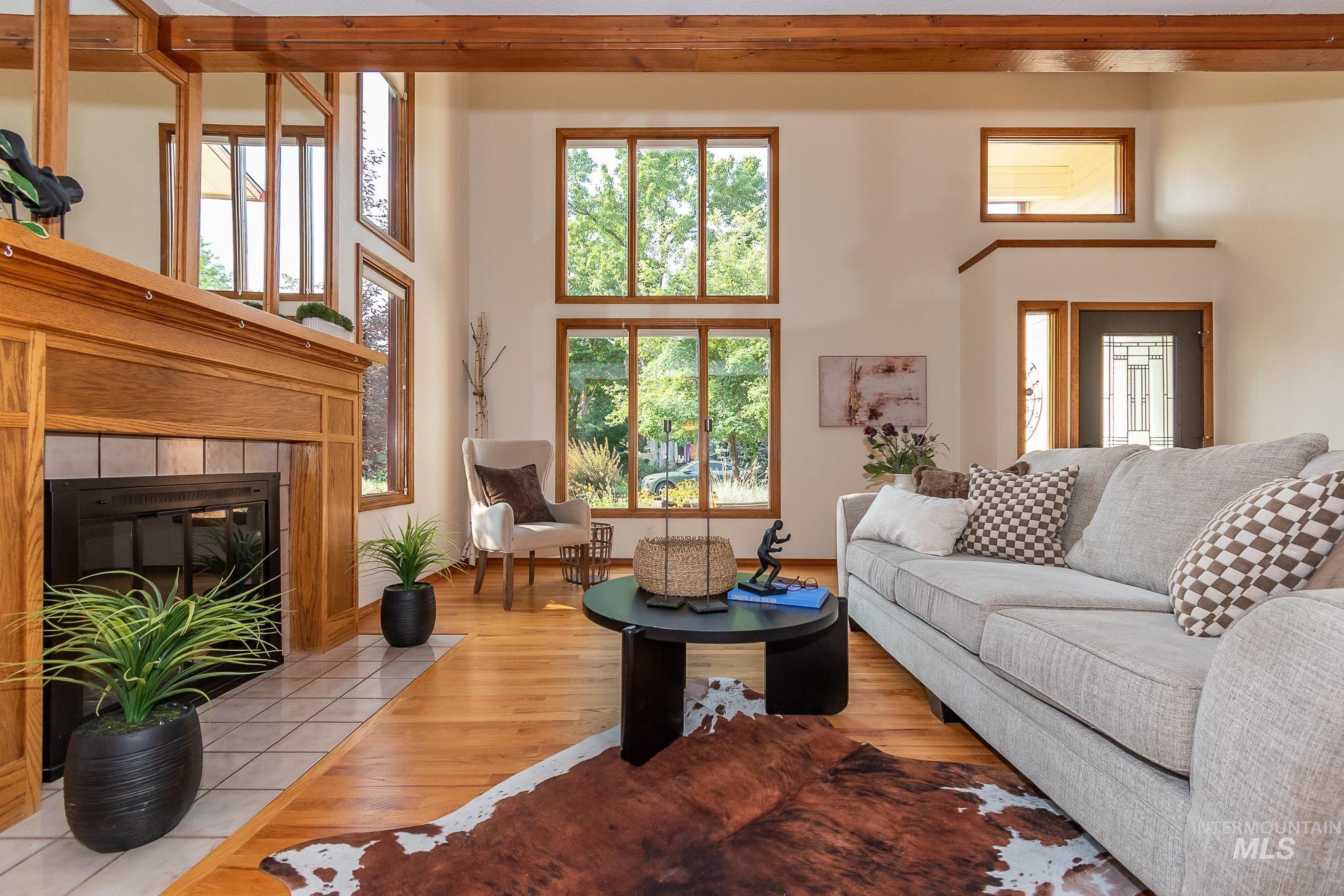 5678 W Gate House Ct, Boise, Idaho 83703, 3 Bedrooms, 2.5 Bathrooms, Residential For Sale, Price $650,000, 98995028