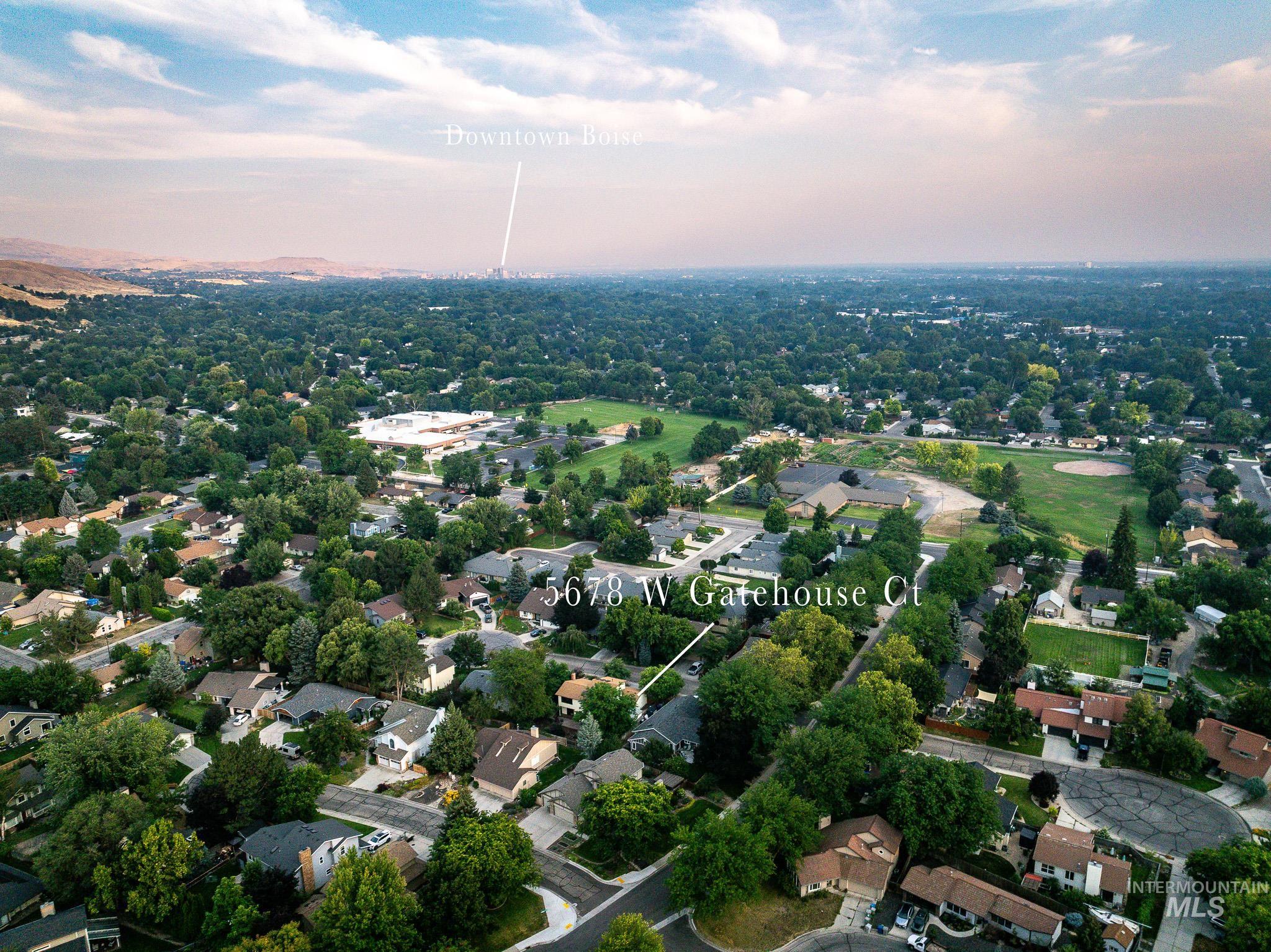 5678 W Gate House Ct, Boise, Idaho 83703, 3 Bedrooms, 2.5 Bathrooms, Residential For Sale, Price $650,000, 98995028