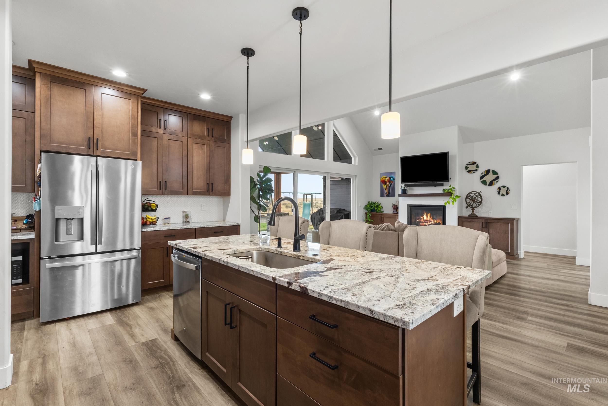 1936 E E Bonanza Ct, Mountain Home, Idaho 83647, 3 Bedrooms, 2 Bathrooms, Residential For Sale, Price $699,000, 98995030
