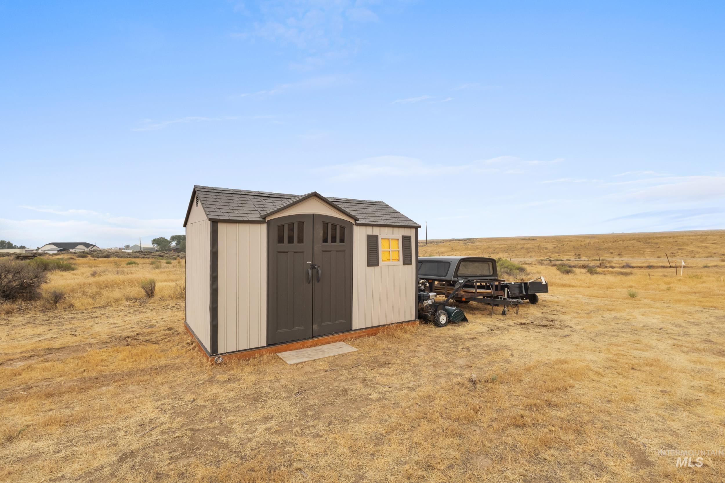 1936 E E Bonanza Ct, Mountain Home, Idaho 83647, 3 Bedrooms, 2 Bathrooms, Residential For Sale, Price $699,000, 98995030