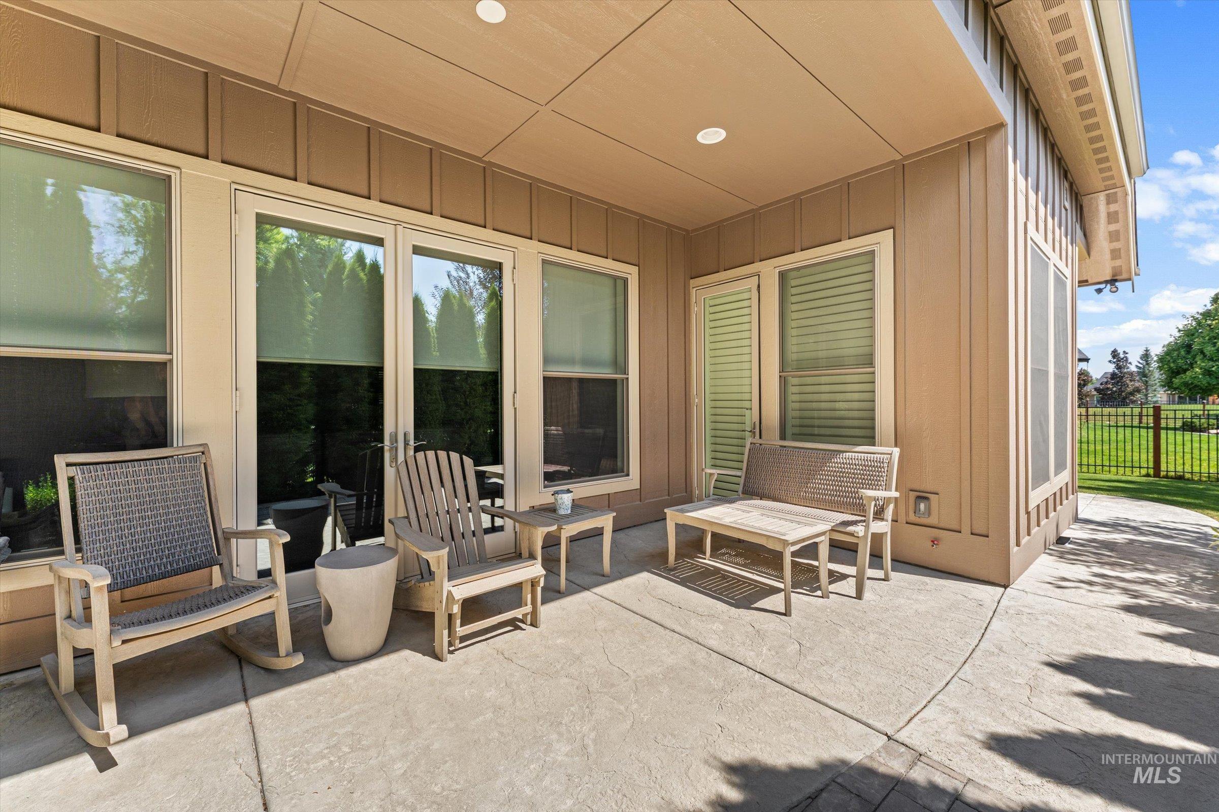 1341 N Willowick, Eagle, Idaho 83616, 3 Bedrooms, 2.5 Bathrooms, Residential For Sale, Price $760,000, 98995031