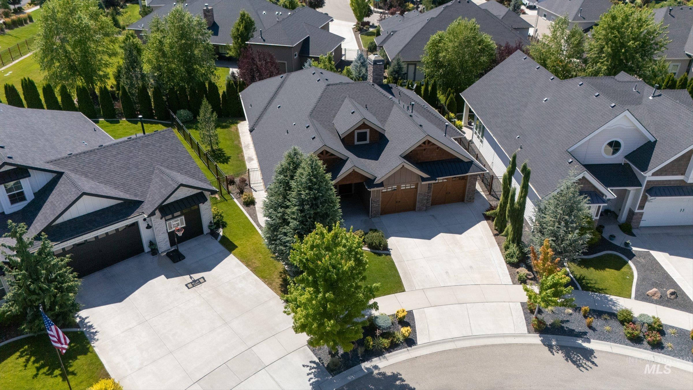 1341 N Willowick, Eagle, Idaho 83616, 3 Bedrooms, 2.5 Bathrooms, Residential For Sale, Price $760,000, 98995031