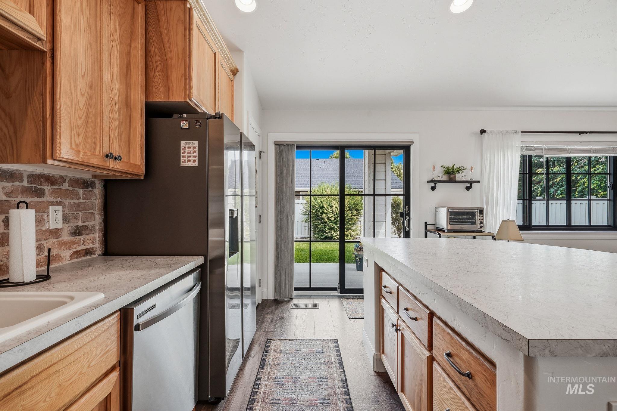 1778 Prairie View, Middleton, Idaho 83644, 3 Bedrooms, 2 Bathrooms, Residential For Sale, Price $419,990, 98995032