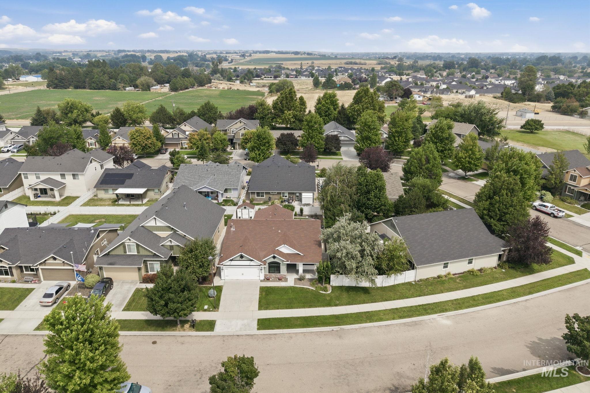 1778 Prairie View, Middleton, Idaho 83644, 3 Bedrooms, 2 Bathrooms, Residential For Sale, Price $419,990, 98995032