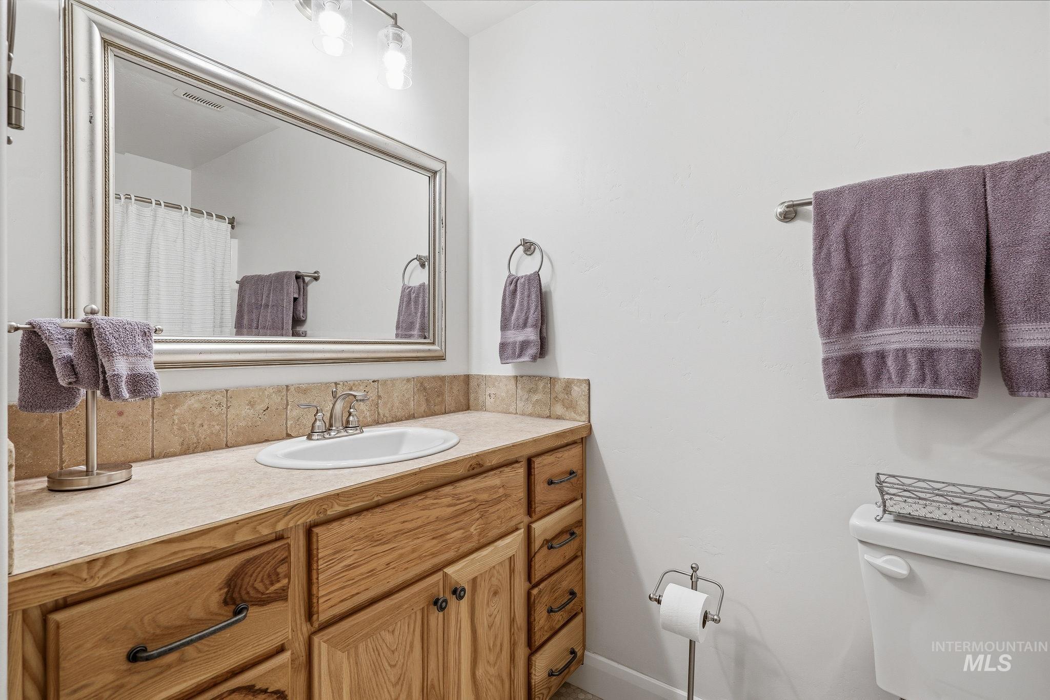 1778 Prairie View, Middleton, Idaho 83644, 3 Bedrooms, 2 Bathrooms, Residential For Sale, Price $419,990, 98995032
