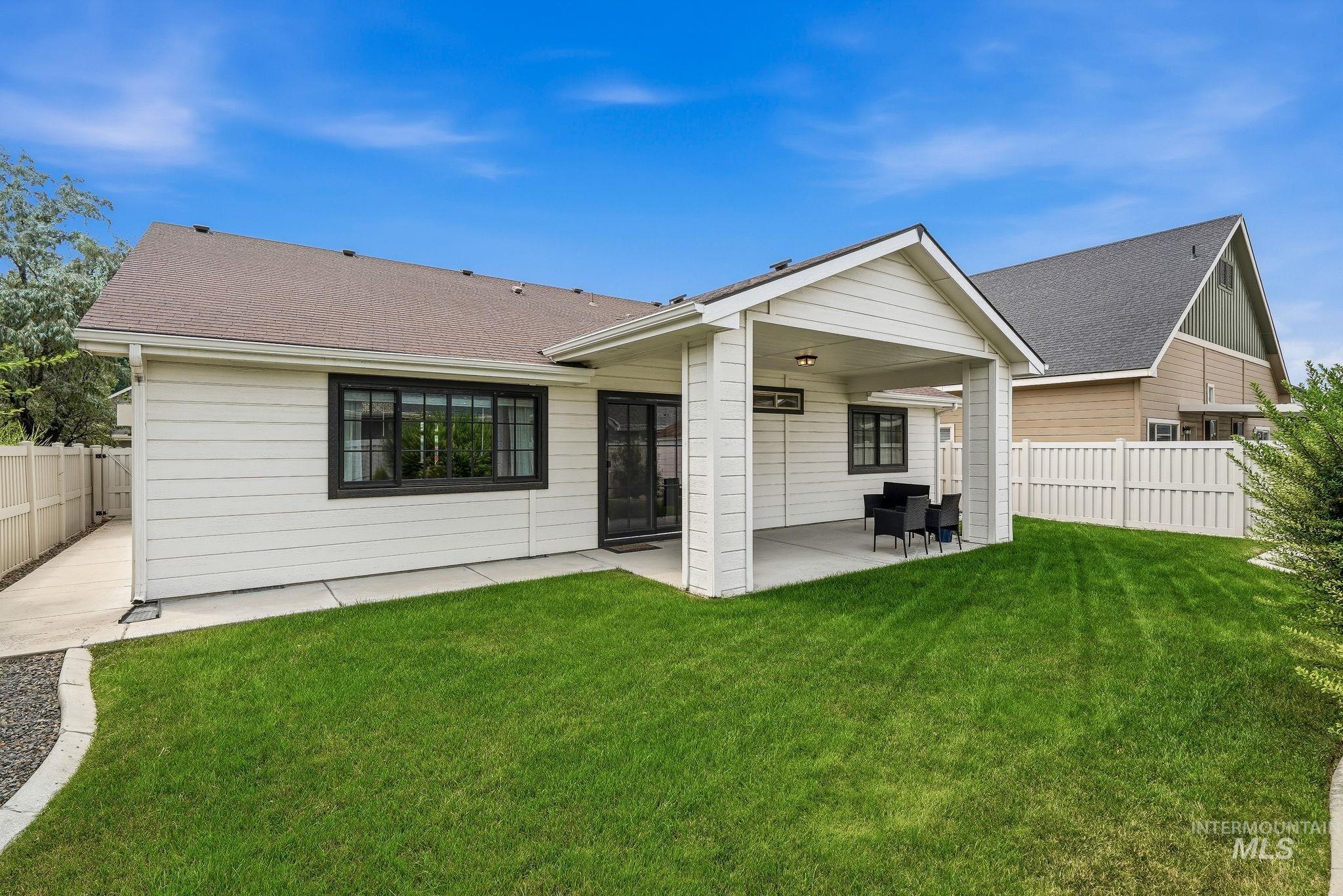 1778 Prairie View, Middleton, Idaho 83644, 3 Bedrooms, 2 Bathrooms, Residential For Sale, Price $419,990, 98995032