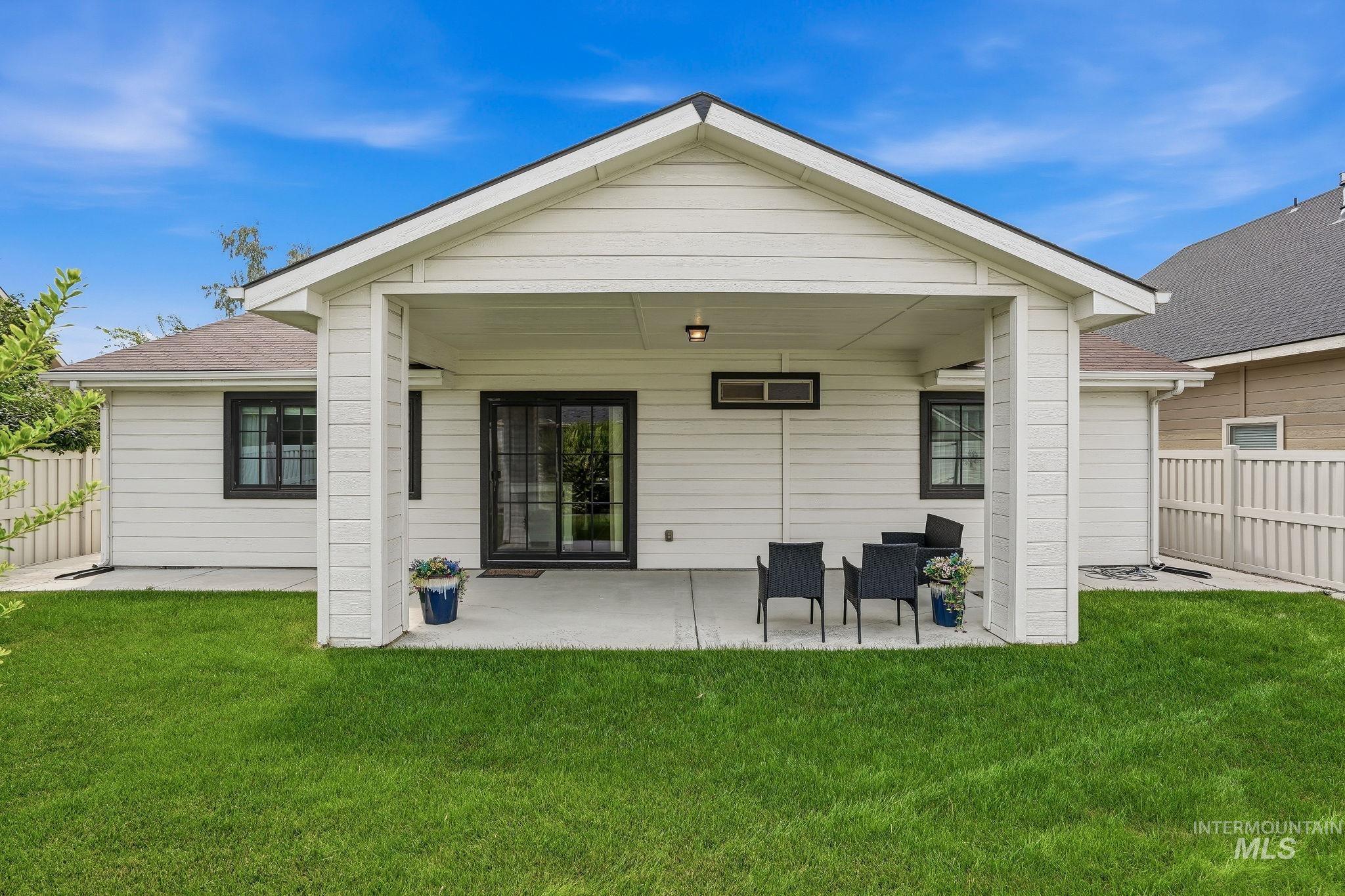 1778 Prairie View, Middleton, Idaho 83644, 3 Bedrooms, 2 Bathrooms, Residential For Sale, Price $419,990, 98995032
