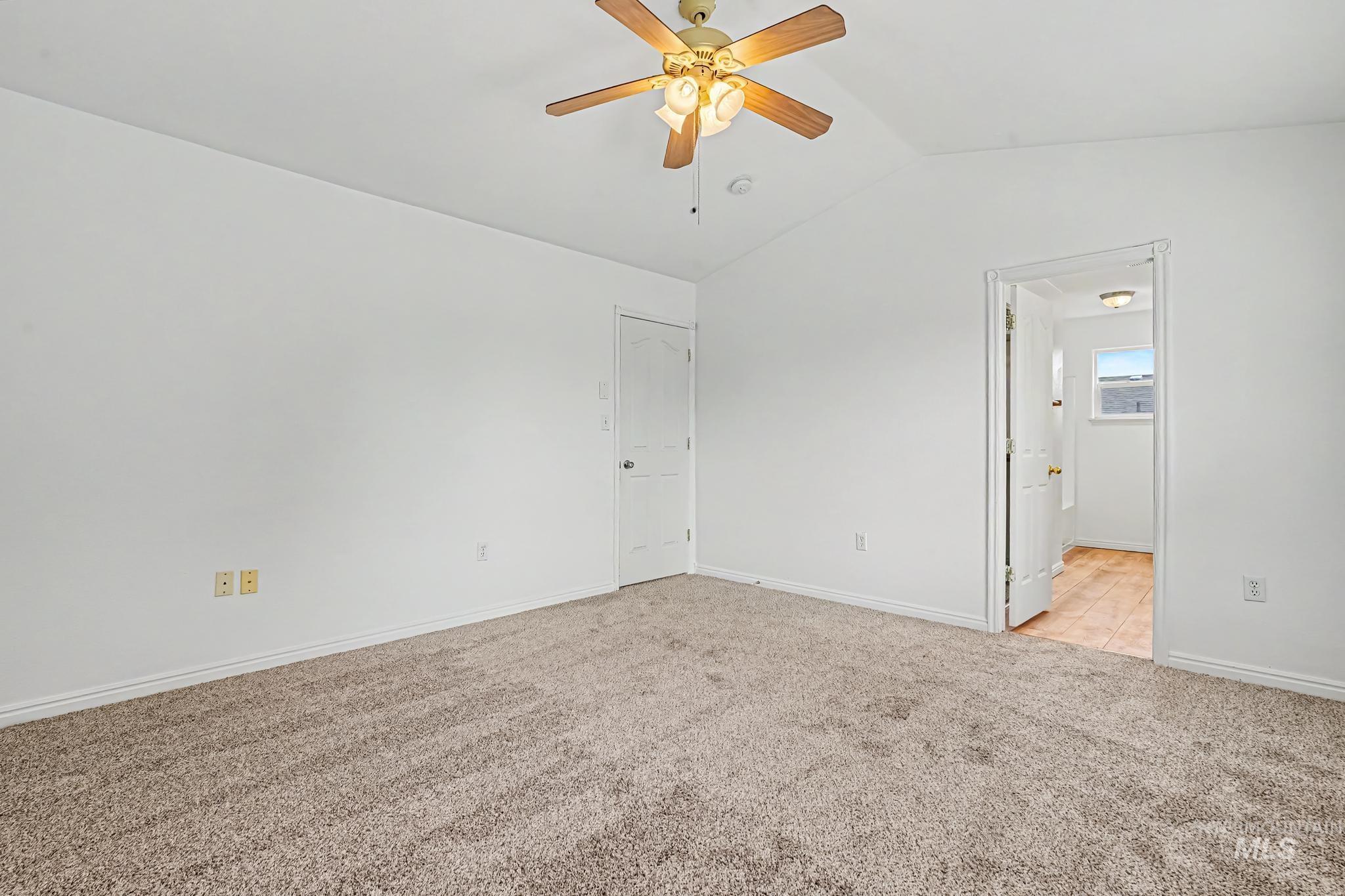 2564 N Monaco, Meridian, Idaho 83646, 4 Bedrooms, 3 Bathrooms, Residential For Sale, Price $459,000,MLS 98995035