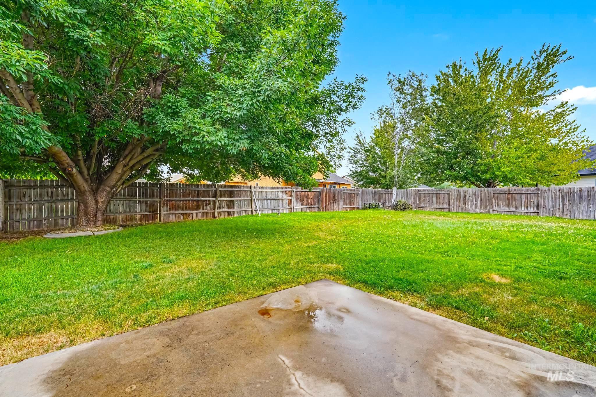 2564 N Monaco, Meridian, Idaho 83646, 4 Bedrooms, 3 Bathrooms, Residential For Sale, Price $459,000,MLS 98995035