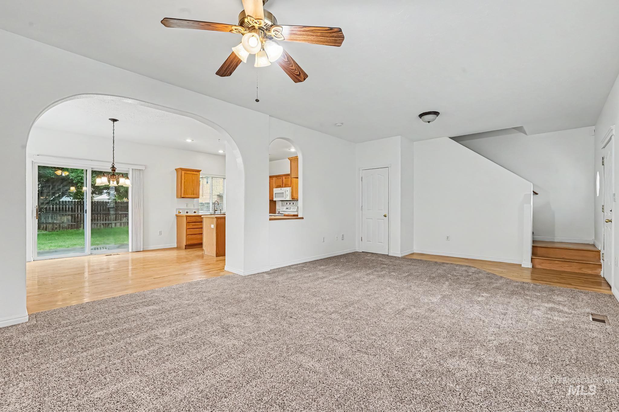 2564 N Monaco, Meridian, Idaho 83646, 4 Bedrooms, 3 Bathrooms, Residential For Sale, Price $459,000,MLS 98995035