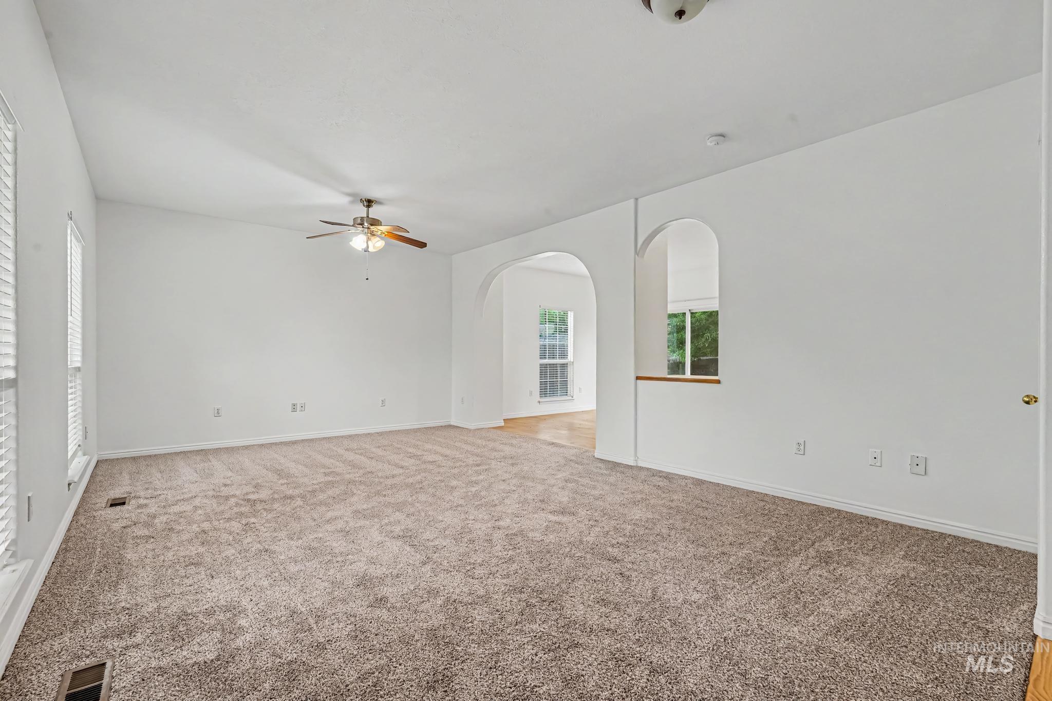 2564 N Monaco, Meridian, Idaho 83646, 4 Bedrooms, 3 Bathrooms, Residential For Sale, Price $459,000,MLS 98995035