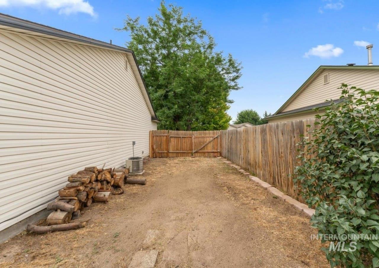 3324 E Princess Amy Ct, Nampa, Idaho 83687, 3 Bedrooms, 2 Bathrooms, Residential For Sale, Price $356,000, 98995037