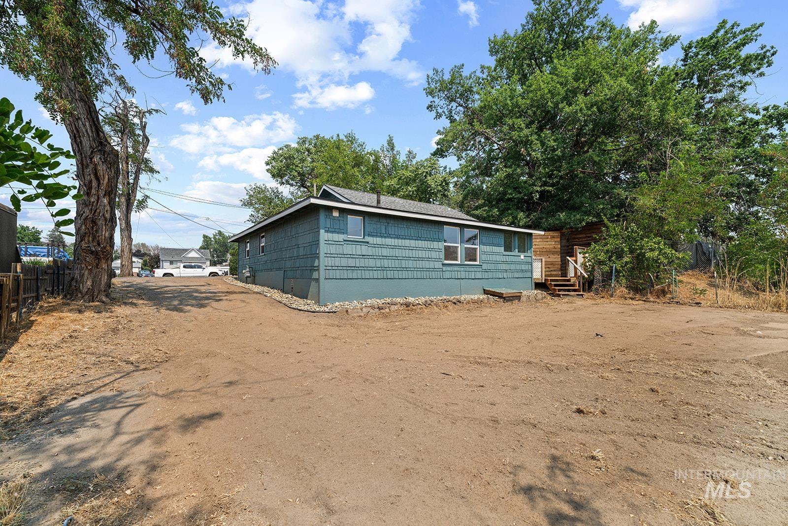 708 15th Avenue, Lewiston, Idaho 83501, 2 Bedrooms, 1 Bathroom, Residential For Sale, Price $219,900, 98995043