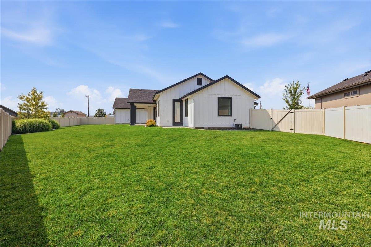 4819 Gap Creek Ave., Caldwell, Idaho 83607, 3 Bedrooms, 2.5 Bathrooms, Residential For Sale, Price $676,767,MLS 98995055
