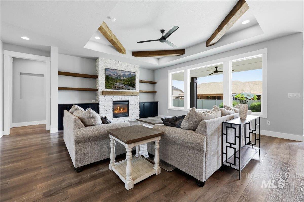 4819 Gap Creek Ave., Caldwell, Idaho 83607, 3 Bedrooms, 2.5 Bathrooms, Residential For Sale, Price $676,767,MLS 98995055