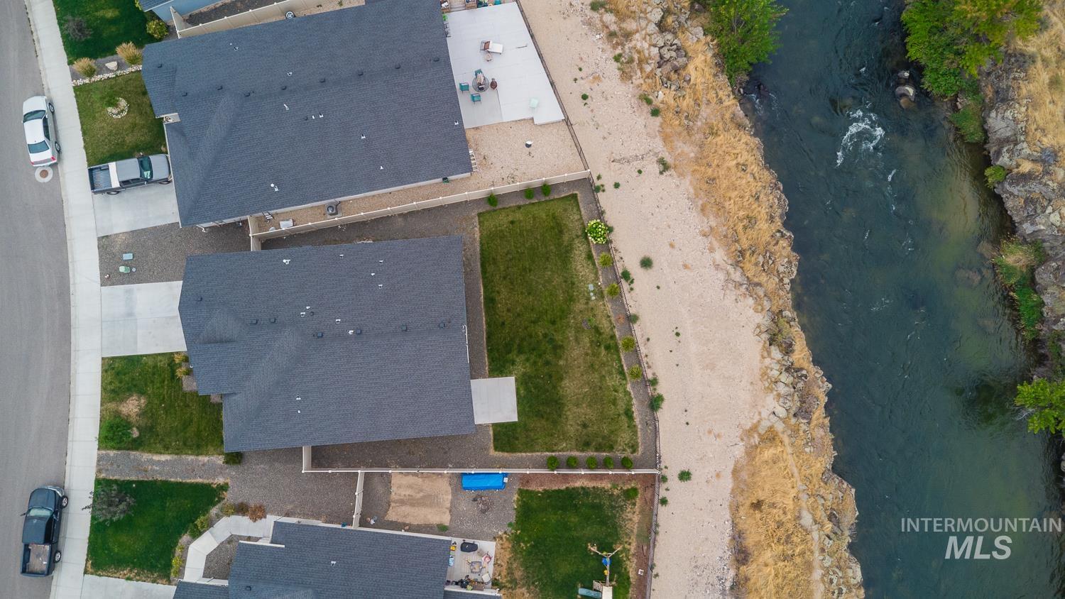 1545 N Thistle Dr, Kuna, Idaho 83634, 3 Bedrooms, 2 Bathrooms, Residential For Sale, Price $455,000, 98995056