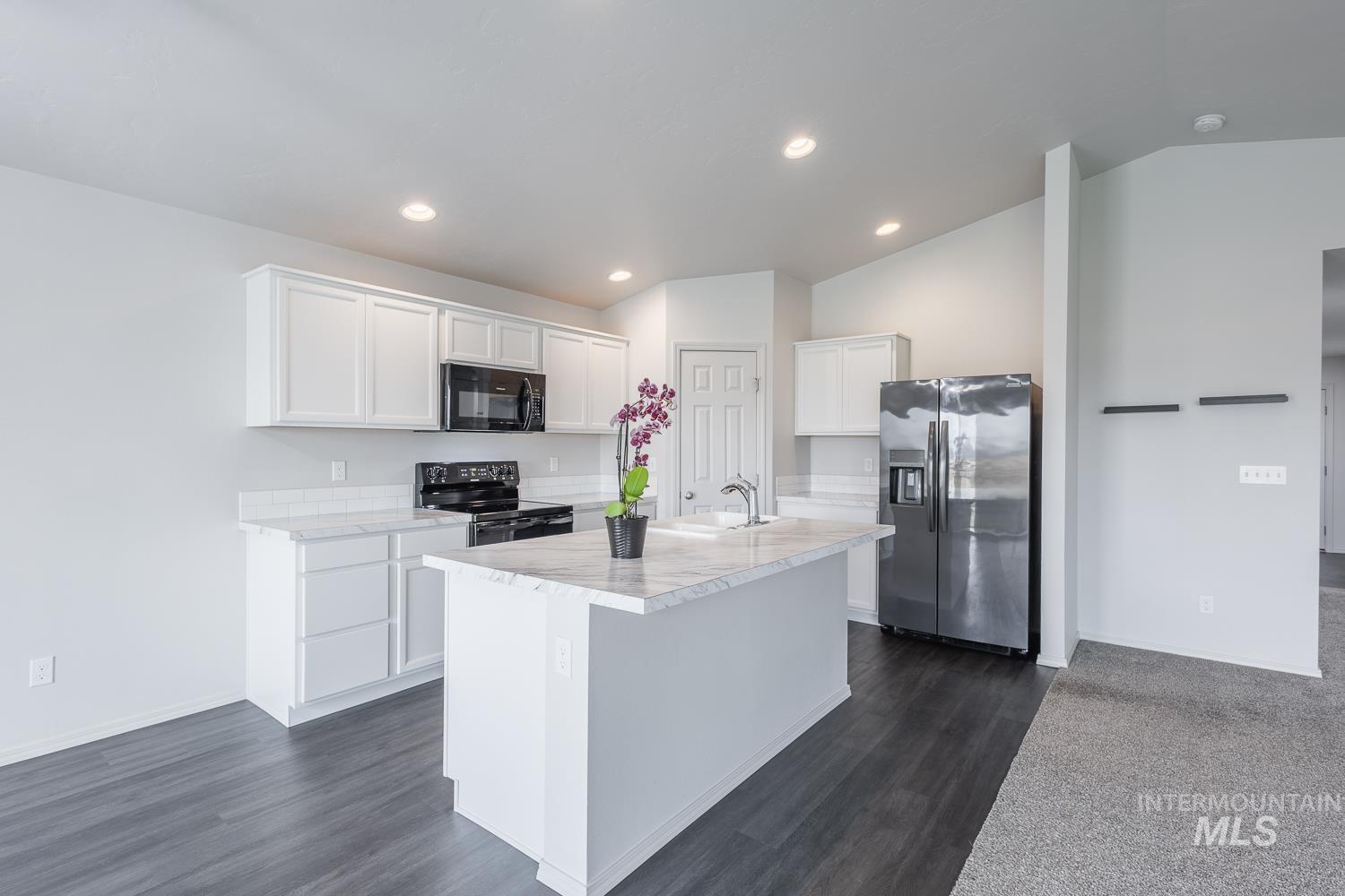 1545 N Thistle Dr, Kuna, Idaho 83634, 3 Bedrooms, 2 Bathrooms, Residential For Sale, Price $455,000, 98995056
