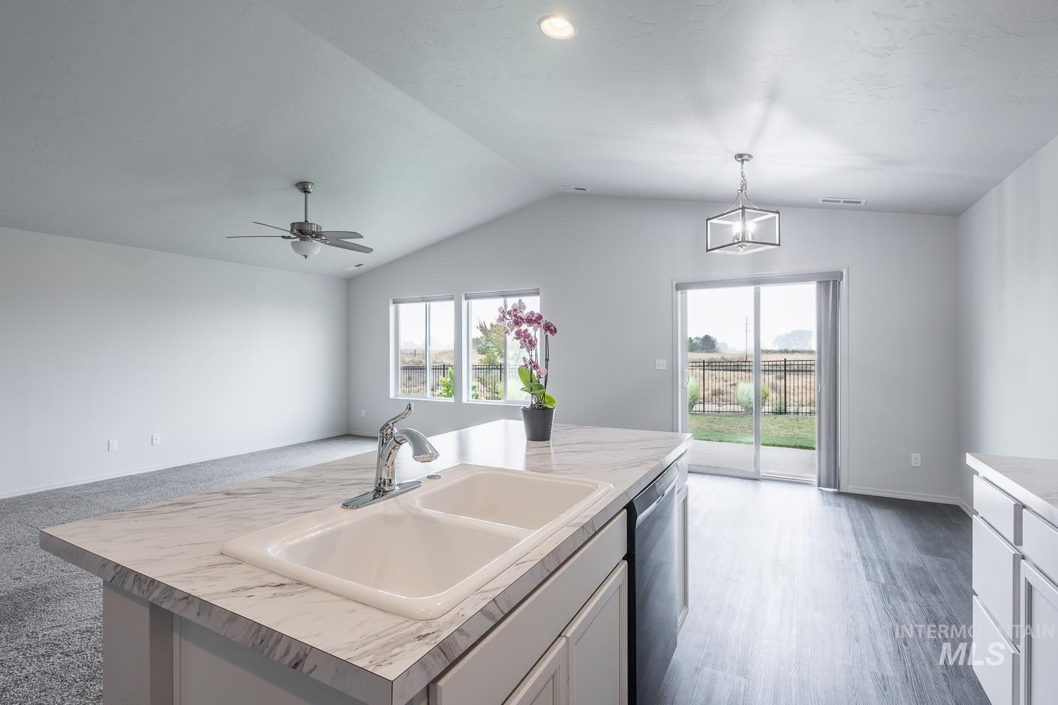 1545 N Thistle Dr, Kuna, Idaho 83634, 3 Bedrooms, 2 Bathrooms, Residential For Sale, Price $455,000, 98995056