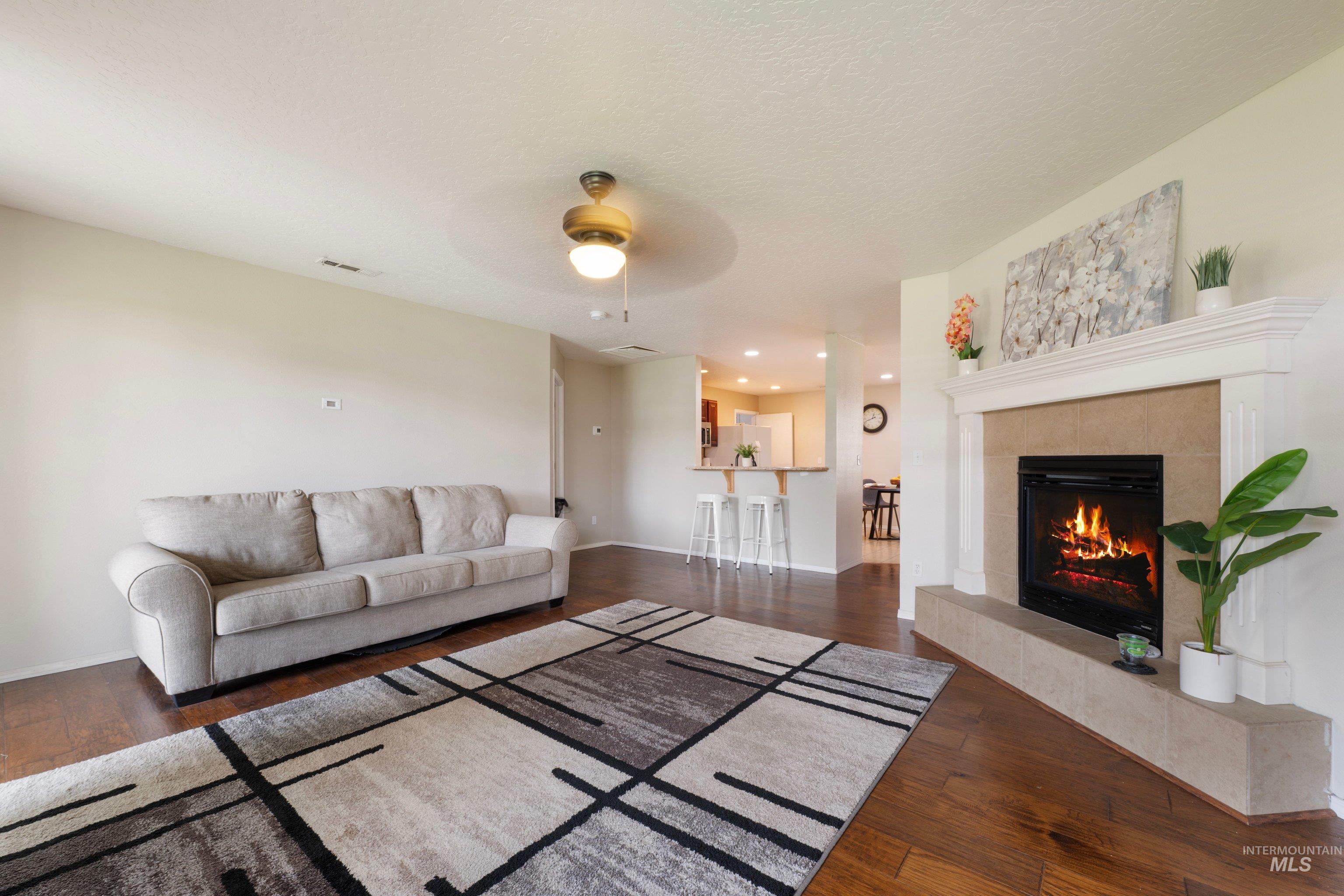 106 Bridgeport Ave., Caldwell, Idaho 83605, 3 Bedrooms, 2 Bathrooms, Residential For Sale, Price $360,000,MLS 98995060