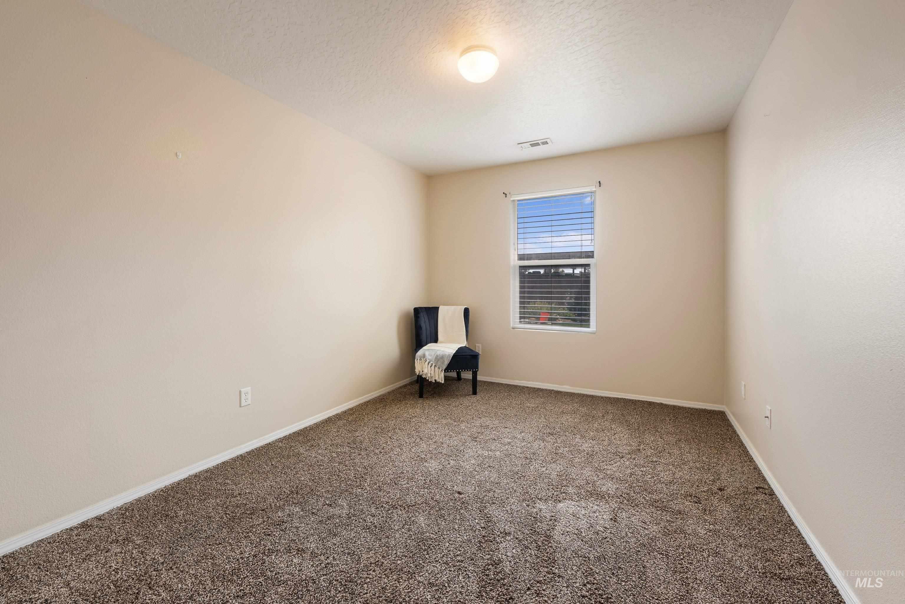 106 Bridgeport Ave., Caldwell, Idaho 83605, 3 Bedrooms, 2 Bathrooms, Residential For Sale, Price $360,000,MLS 98995060