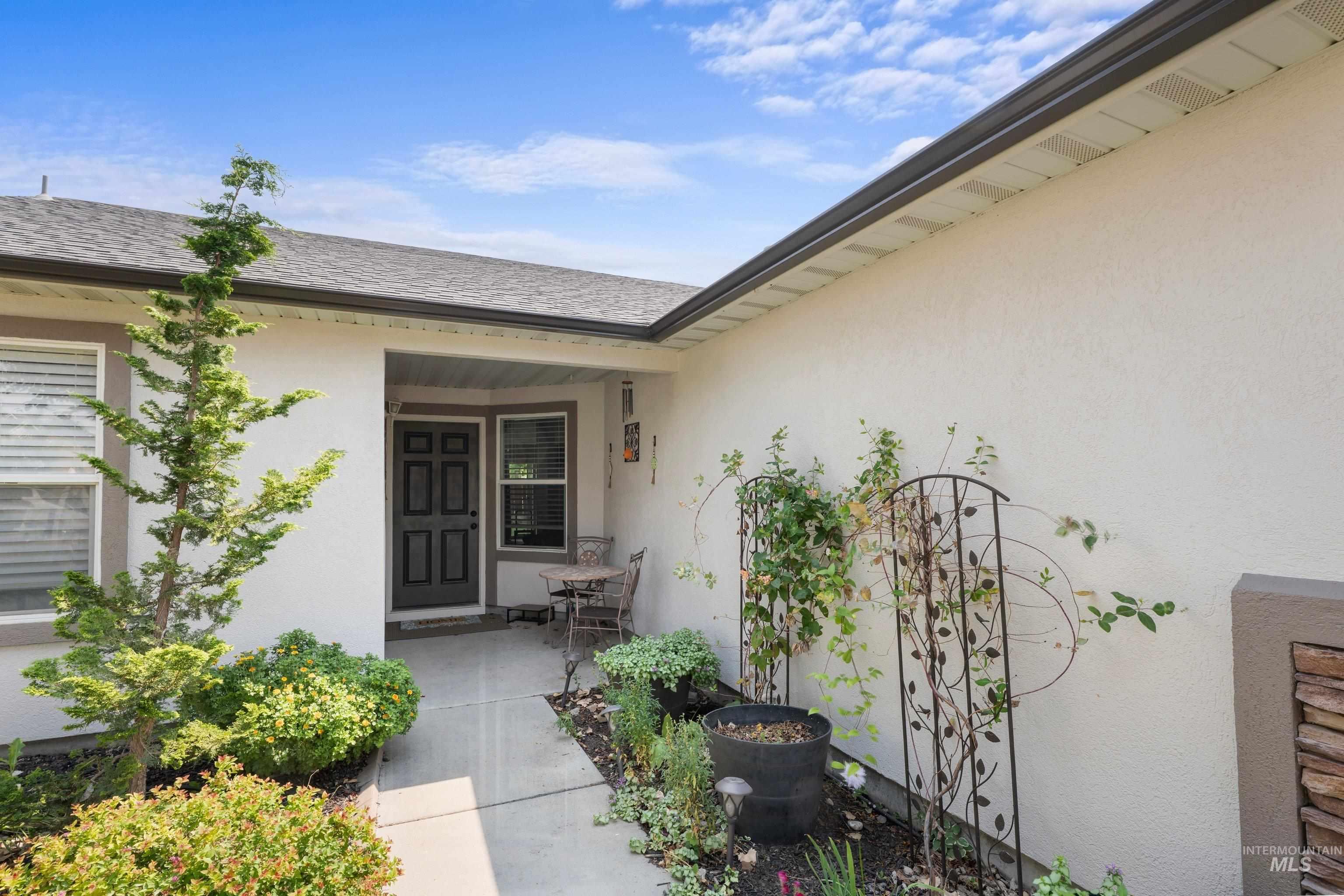 106 Bridgeport Ave., Caldwell, Idaho 83605, 3 Bedrooms, 2 Bathrooms, Residential For Sale, Price $360,000,MLS 98995060