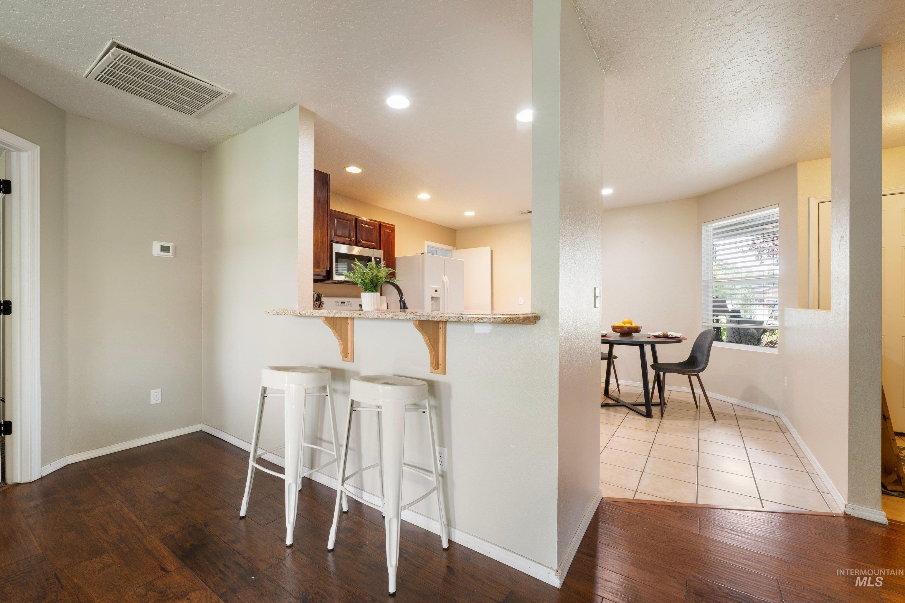 106 Bridgeport Ave., Caldwell, Idaho 83605, 3 Bedrooms, 2 Bathrooms, Residential For Sale, Price $360,000,MLS 98995060