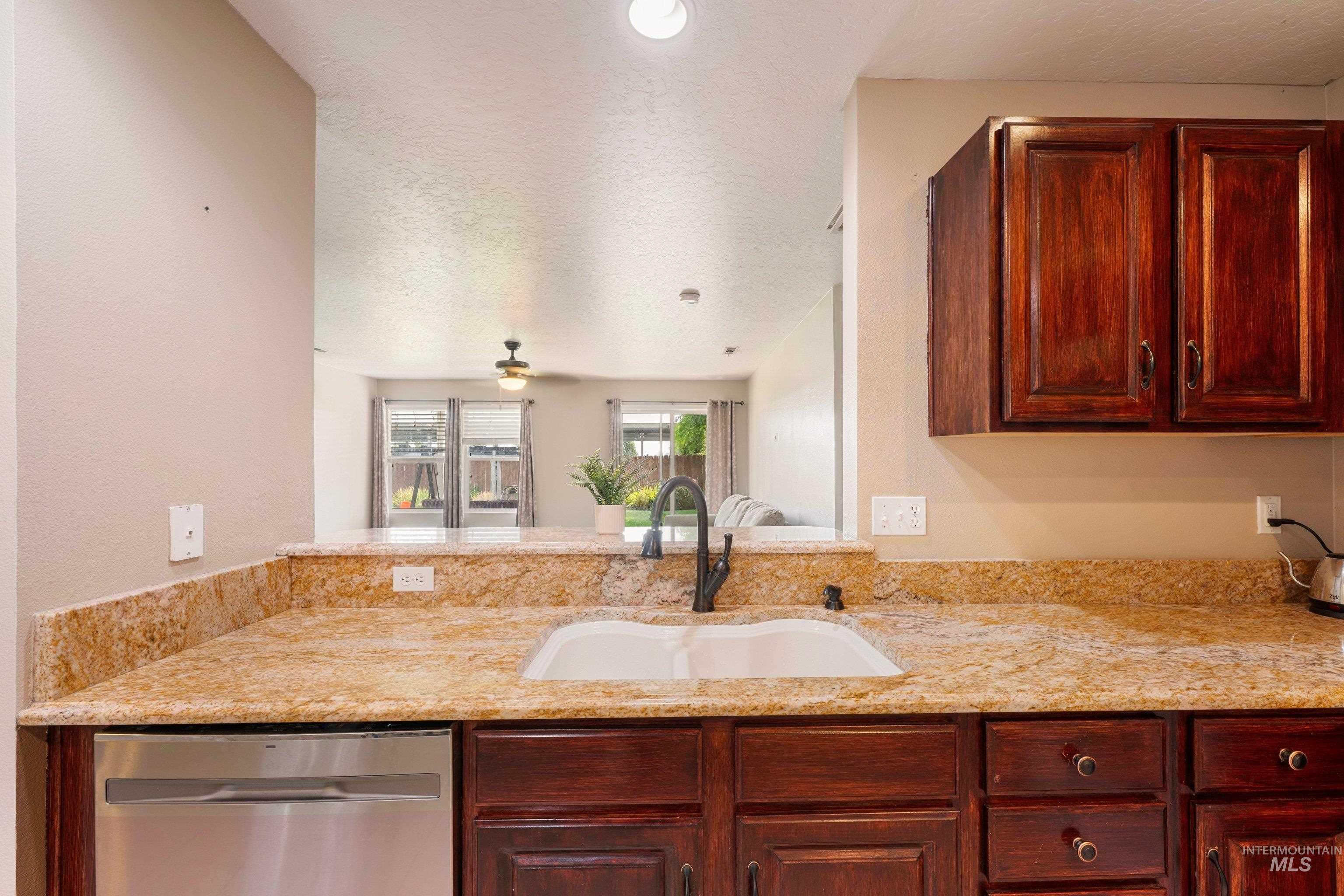 106 Bridgeport Ave., Caldwell, Idaho 83605, 3 Bedrooms, 2 Bathrooms, Residential For Sale, Price $360,000,MLS 98995060