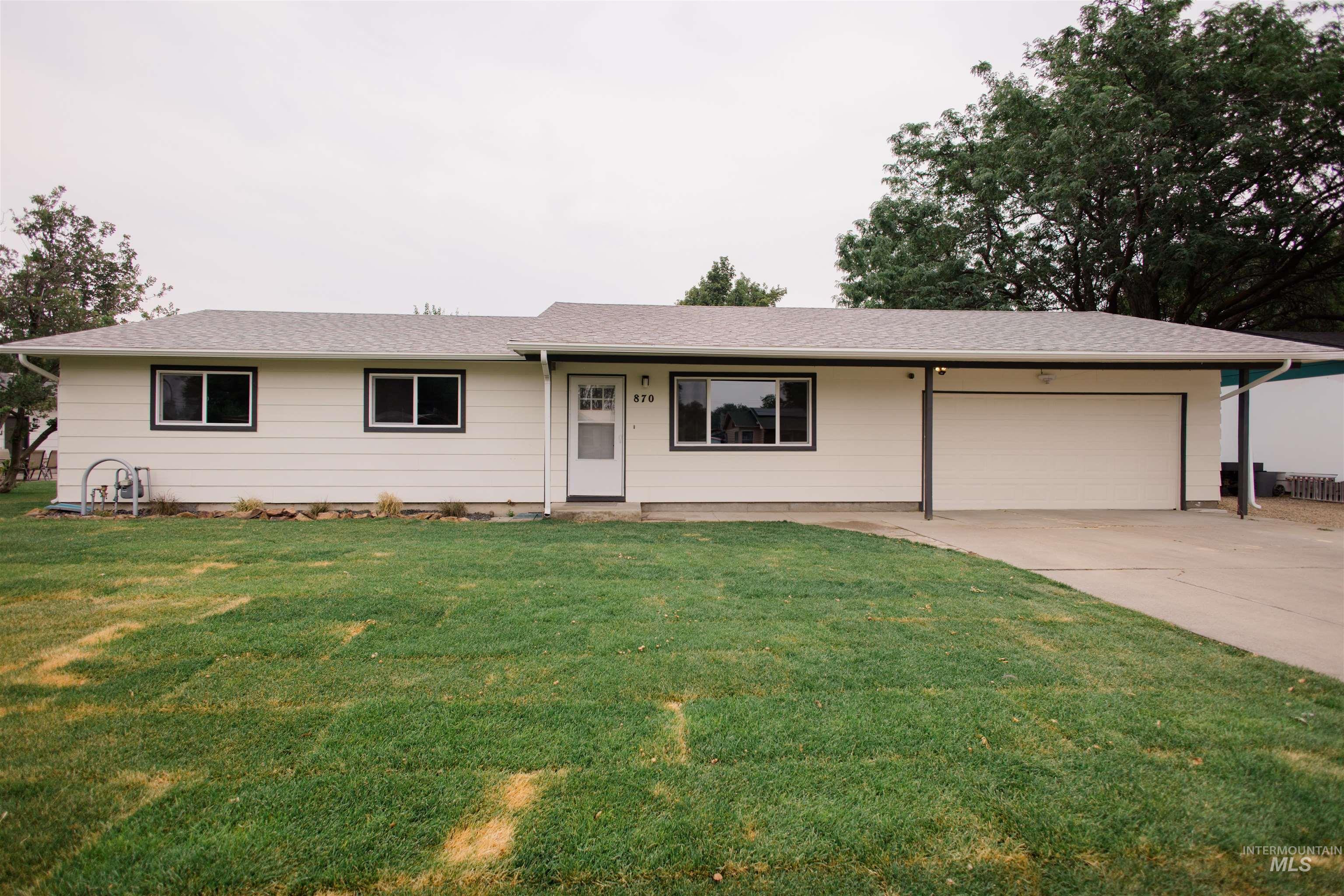 870 N 10th E, Mountain Home, Idaho 83647, 4 Bedrooms, 2 Bathrooms, Residential For Sale, Price $369,900,MLS 98995062