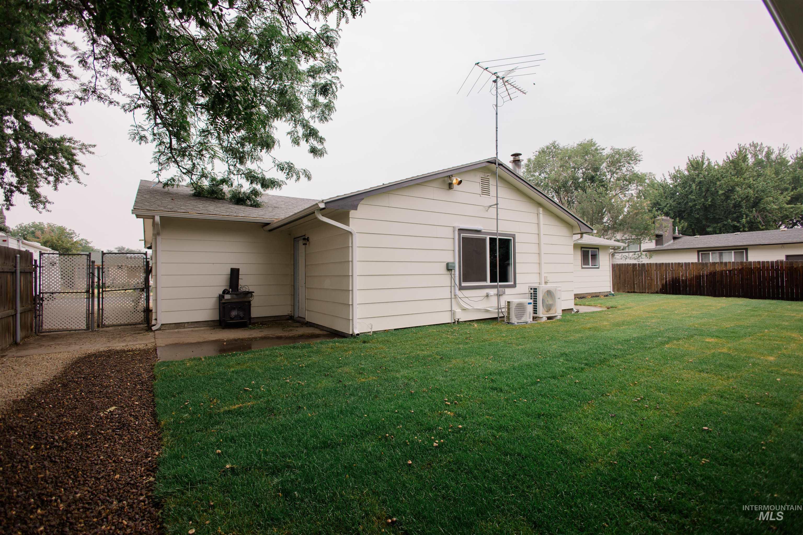 870 N 10th E, Mountain Home, Idaho 83647, 4 Bedrooms, 2 Bathrooms, Residential For Sale, Price $369,900,MLS 98995062