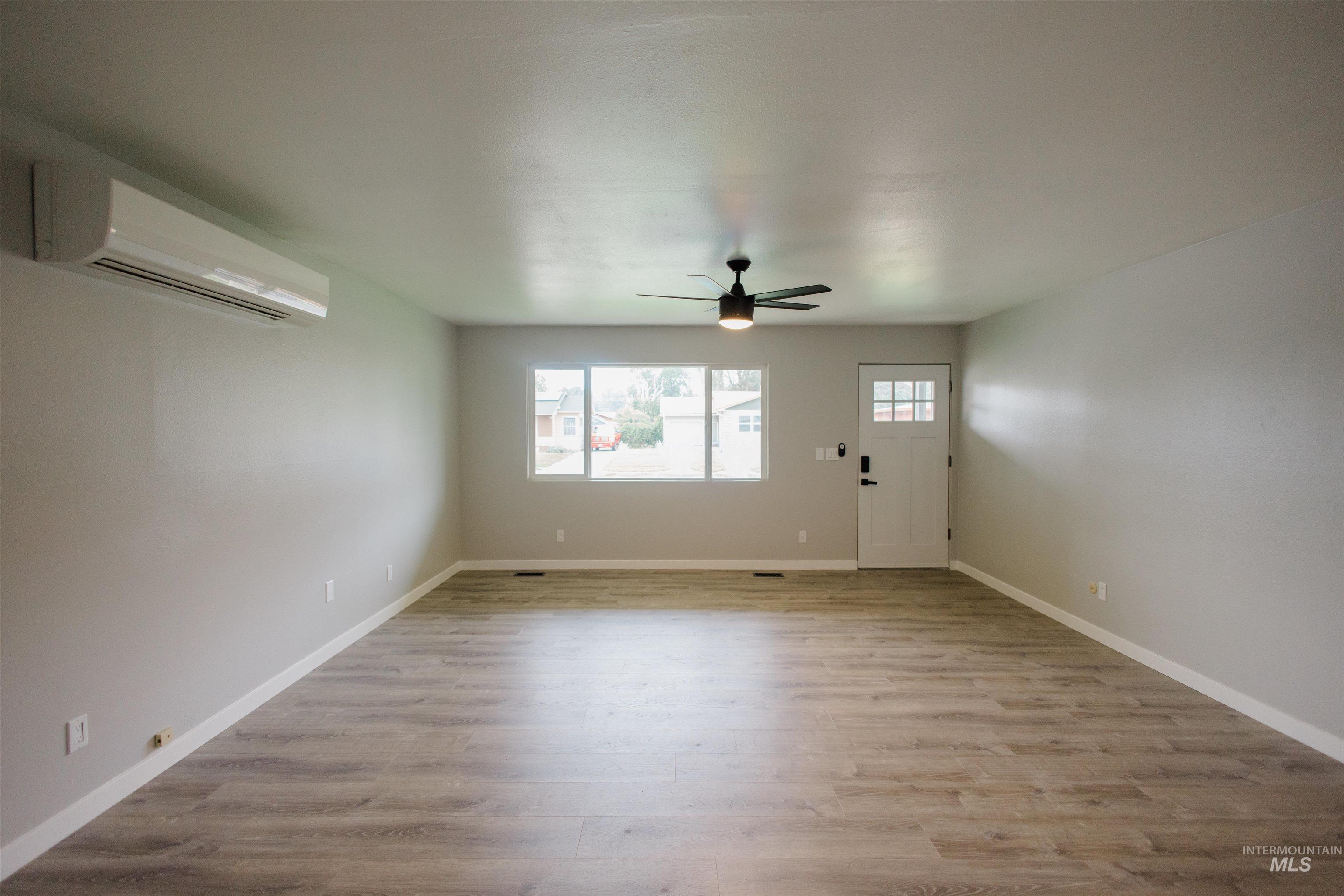870 N 10th E, Mountain Home, Idaho 83647, 4 Bedrooms, 2 Bathrooms, Residential For Sale, Price $369,900,MLS 98995062