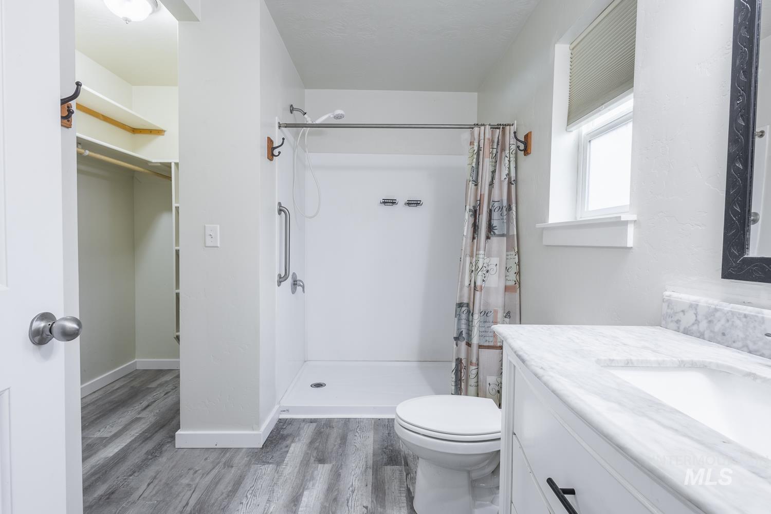 311 Christensen St, Marsing, Idaho 83639, 3 Bedrooms, 2 Bathrooms, Residential For Sale, Price $550,000,MLS 98995065