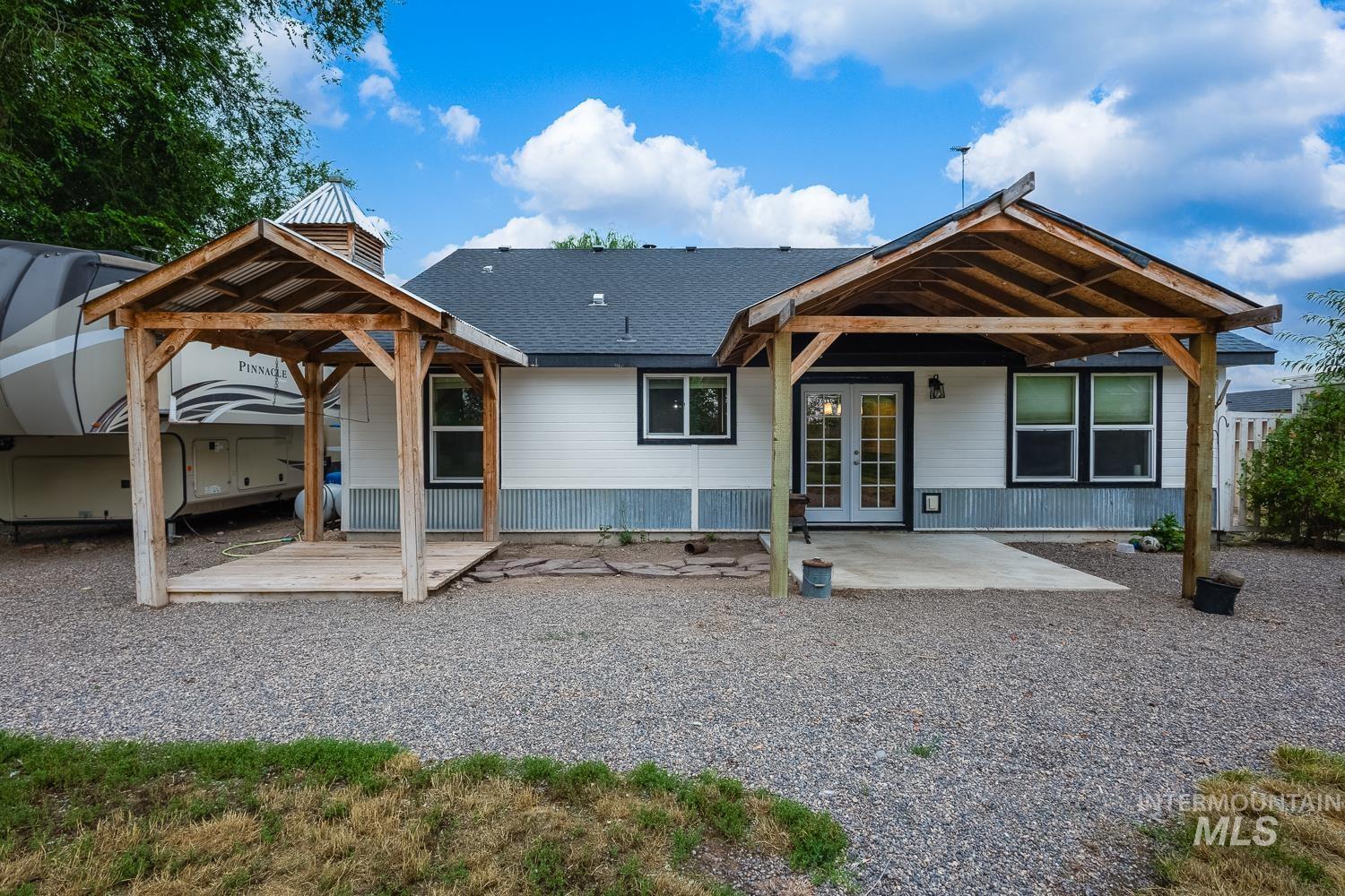 311 Christensen St, Marsing, Idaho 83639, 3 Bedrooms, 2 Bathrooms, Residential For Sale, Price $550,000,MLS 98995065