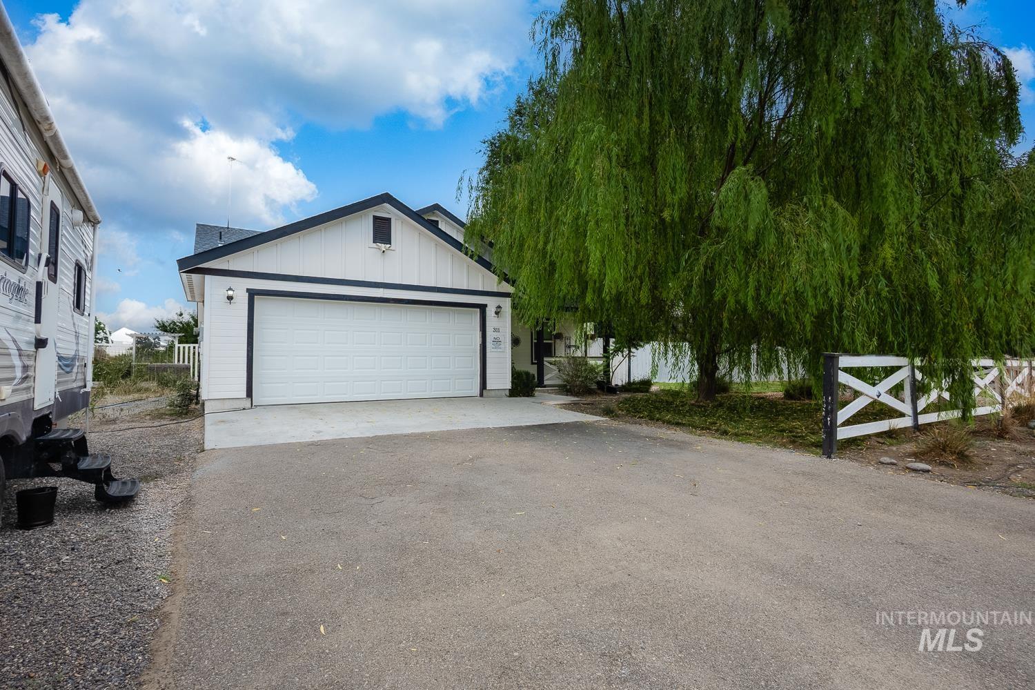 311 Christensen St, Marsing, Idaho 83639, 3 Bedrooms, 2 Bathrooms, Residential For Sale, Price $550,000,MLS 98995065
