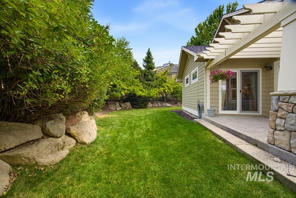 138 W Thornberry Ct, Boise, Idaho 83702, 3 Bedrooms, 2 Bathrooms, Residential For Sale, Price $1,200,000, 98995068