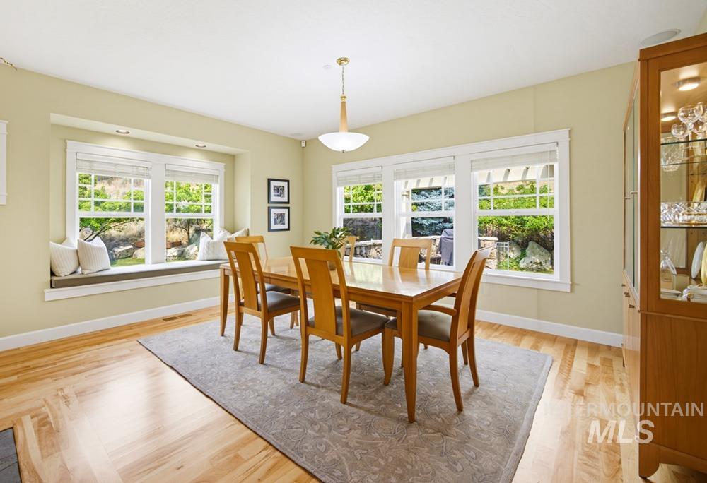 138 W Thornberry Ct, Boise, Idaho 83702, 3 Bedrooms, 2 Bathrooms, Residential For Sale, Price $1,200,000, 98995068