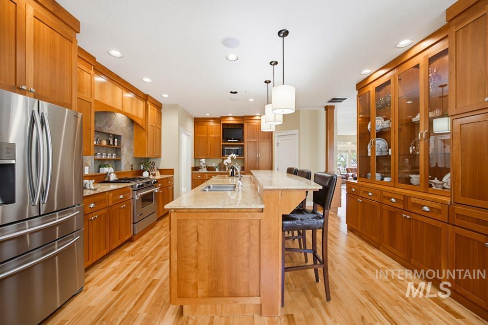 138 W Thornberry Ct, Boise, Idaho 83702, 3 Bedrooms, 2 Bathrooms, Residential For Sale, Price $1,200,000, 98995068