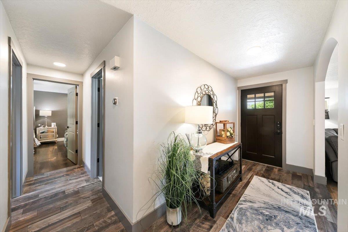 2845 S Chinkapin Ave, Boise, Idaho 83709, 3 Bedrooms, 2 Bathrooms, Residential For Sale, Price $750,000,MLS 98995071