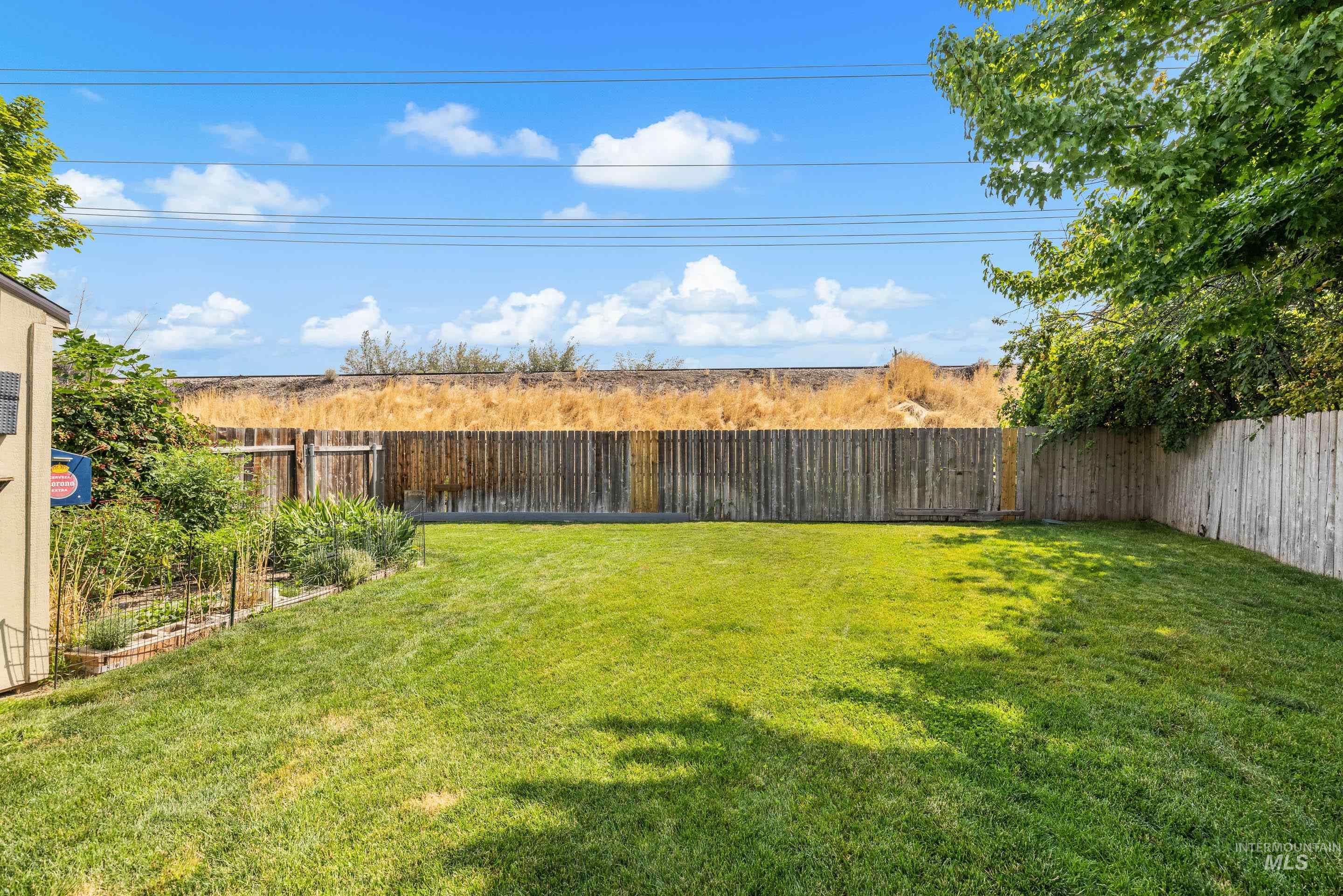 3280 S Capistrano Ave, Boise, Idaho 83705, 3 Bedrooms, 2 Bathrooms, Residential For Sale, Price $454,800,MLS 98995072