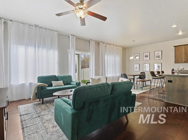 9185 W Tillamook Dr, Boise, Idaho 83709, 3 Bedrooms, 2.5 Bathrooms, Residential For Sale, Price $565,000, 98995074