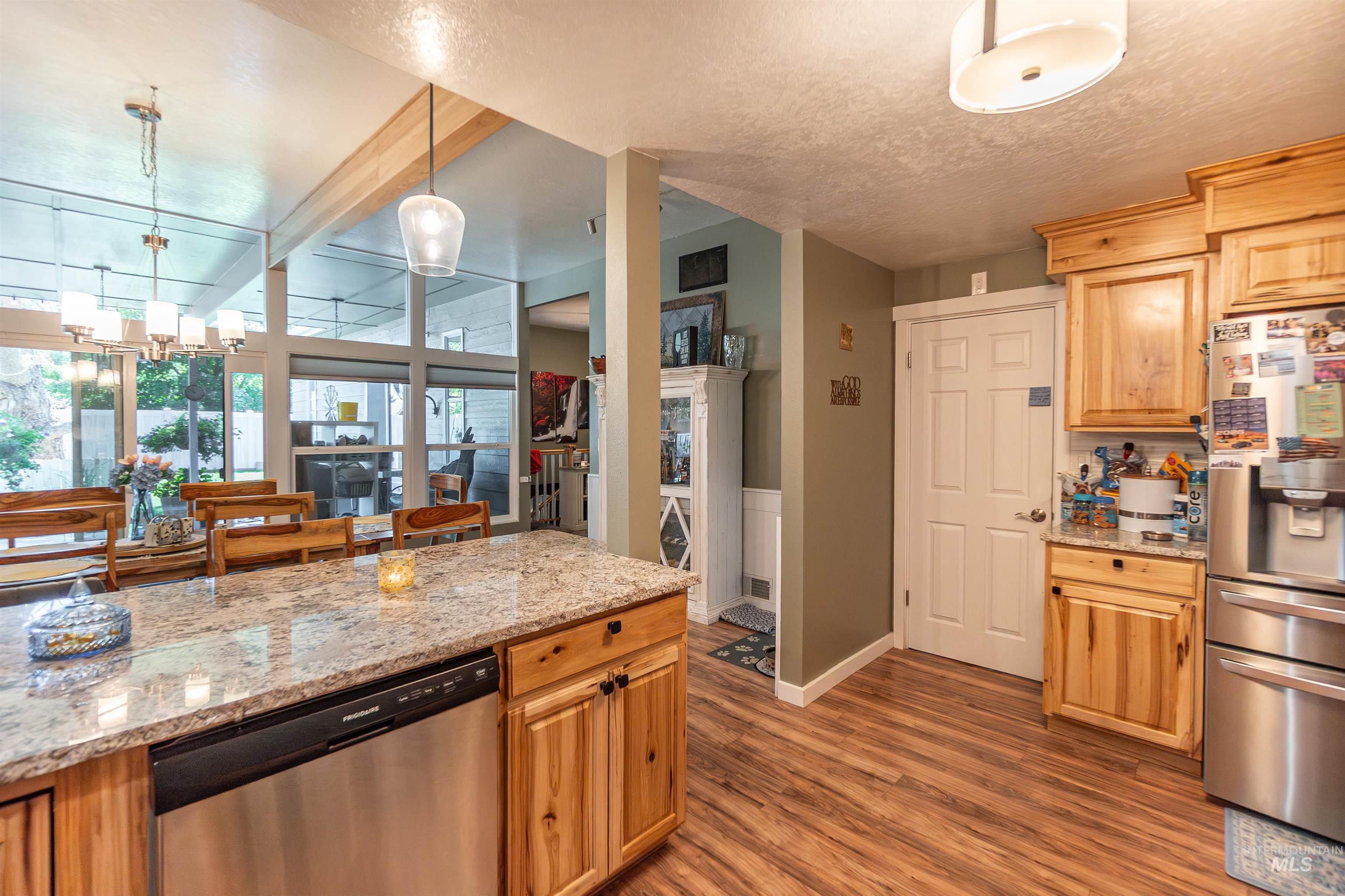 910 N Plateau Ave, Caldwell, Idaho 83605, 5 Bedrooms, 3 Bathrooms, Residential For Sale, Price $625,000, 98995079