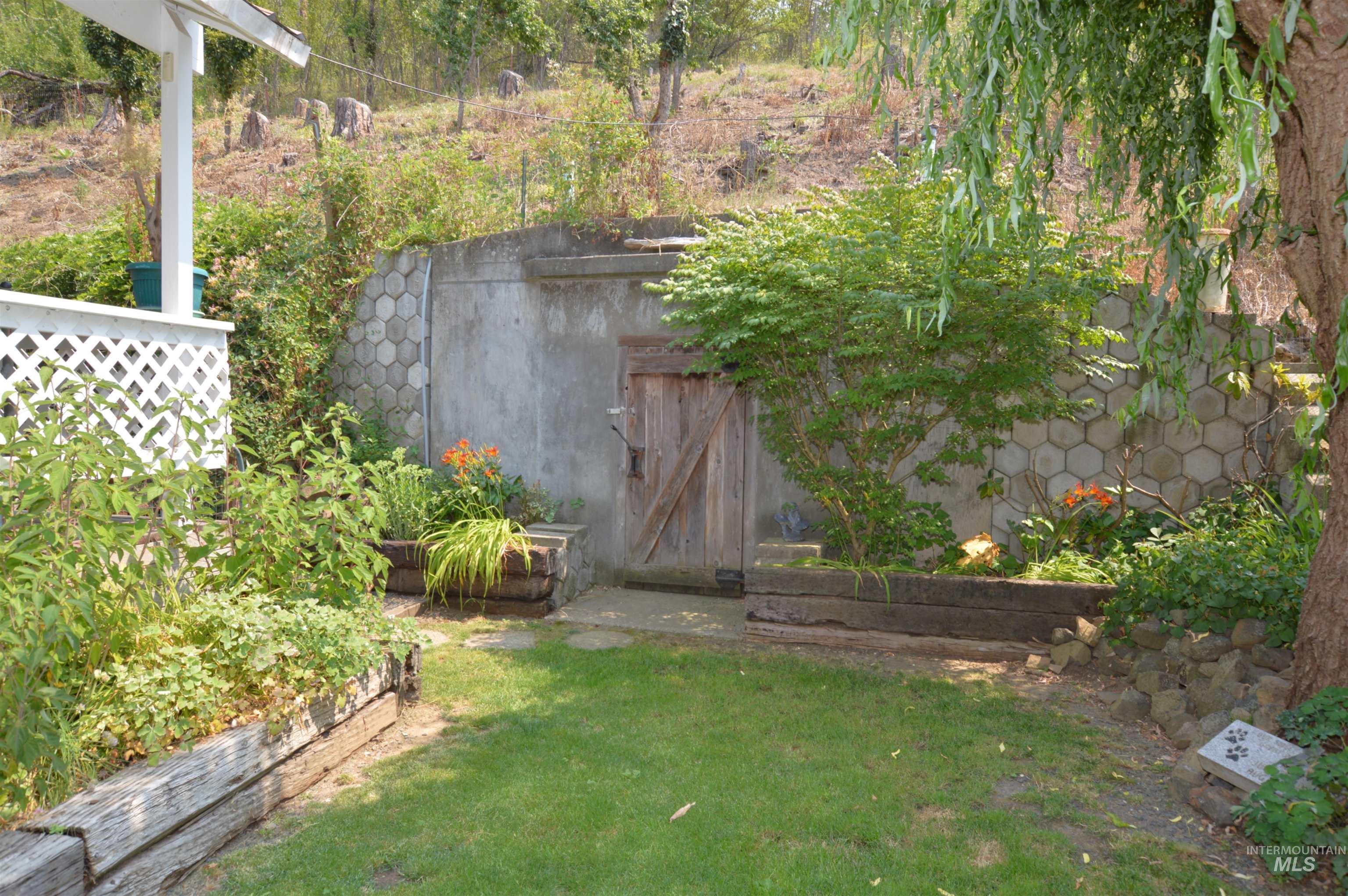 4697 Highway 12, Kamiah, Idaho 83536, 6 Bedrooms, 5 Bathrooms, Residential For Sale, Price $575,000, 98995080