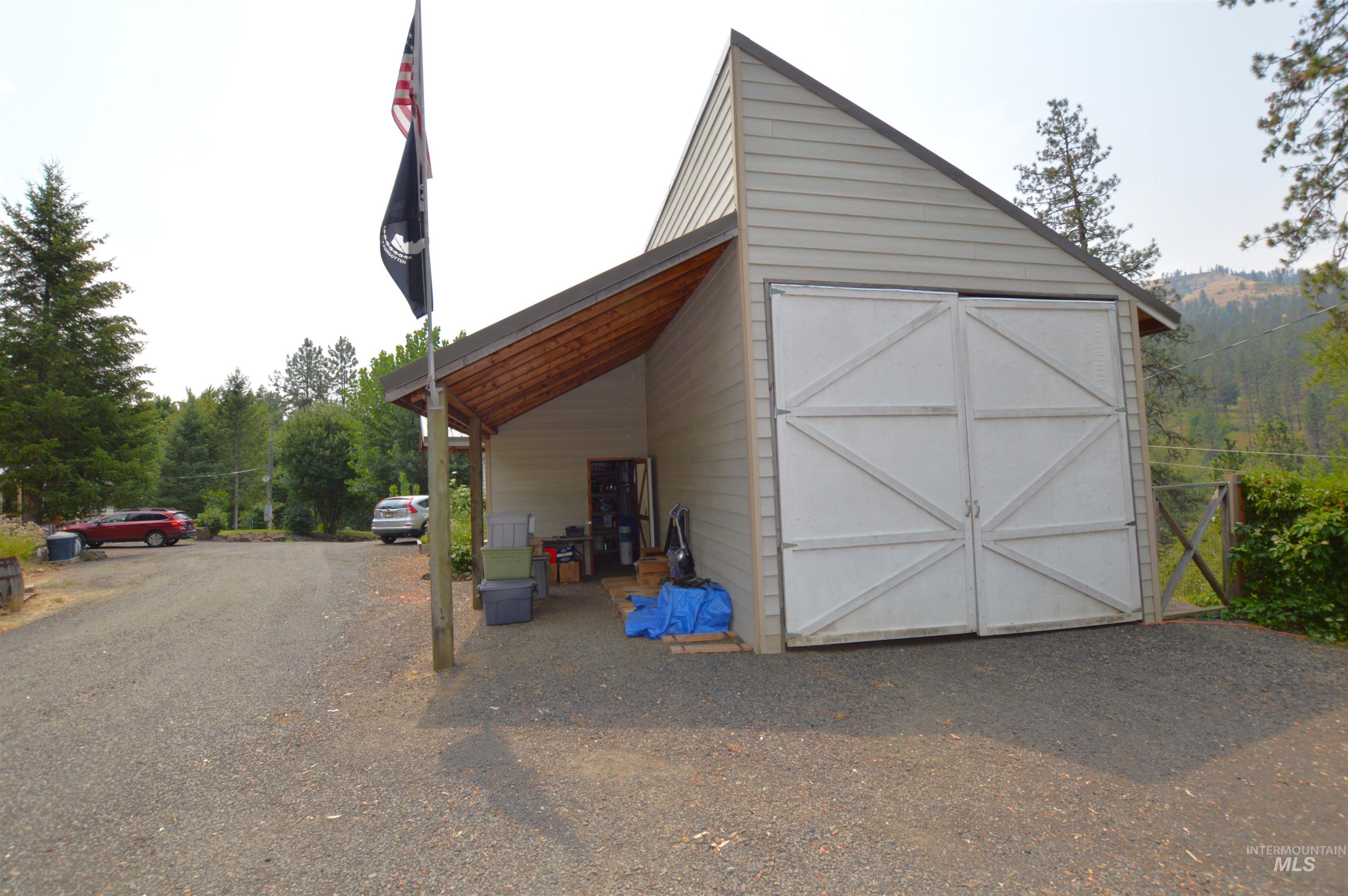 4697 Highway 12, Kamiah, Idaho 83536, 6 Bedrooms, 5 Bathrooms, Residential For Sale, Price $575,000, 98995080
