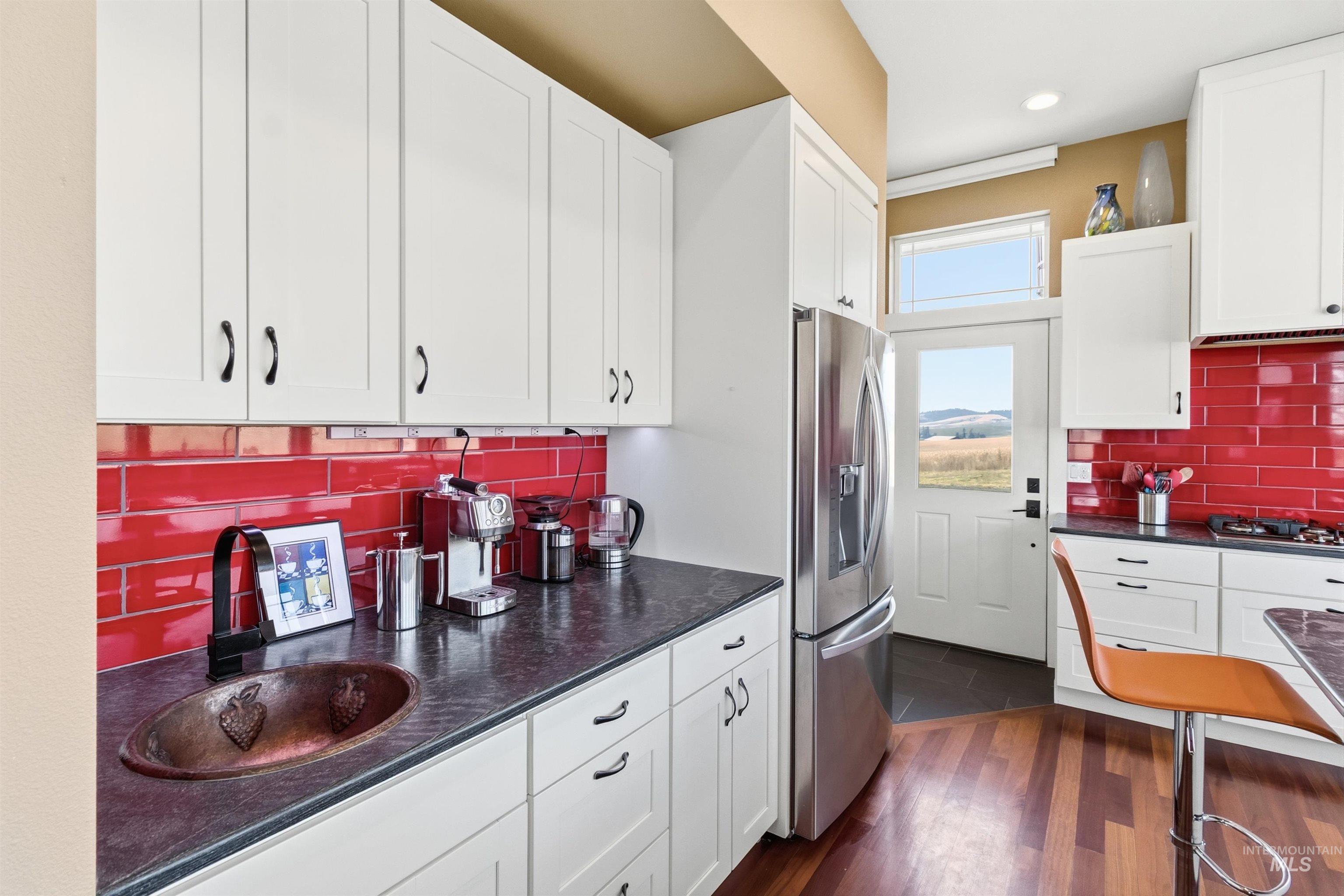1010 Idlers Rest Rd, Moscow, Idaho 83843, 3 Bedrooms, 3 Bathrooms, Residential For Sale, Price $1,290,000,MLS 98995082