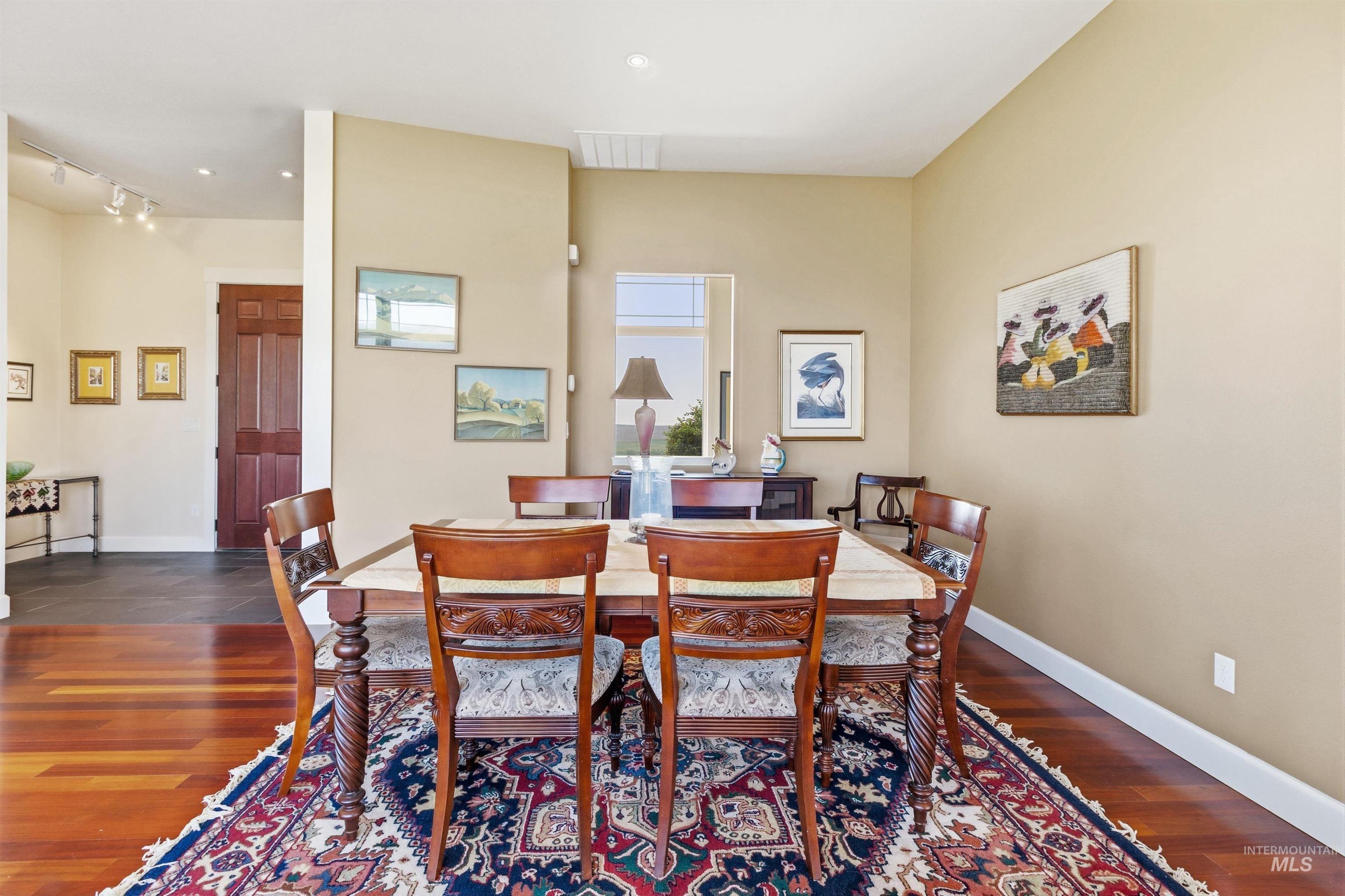 1010 Idlers Rest Rd, Moscow, Idaho 83843, 3 Bedrooms, 3 Bathrooms, Residential For Sale, Price $1,290,000,MLS 98995082