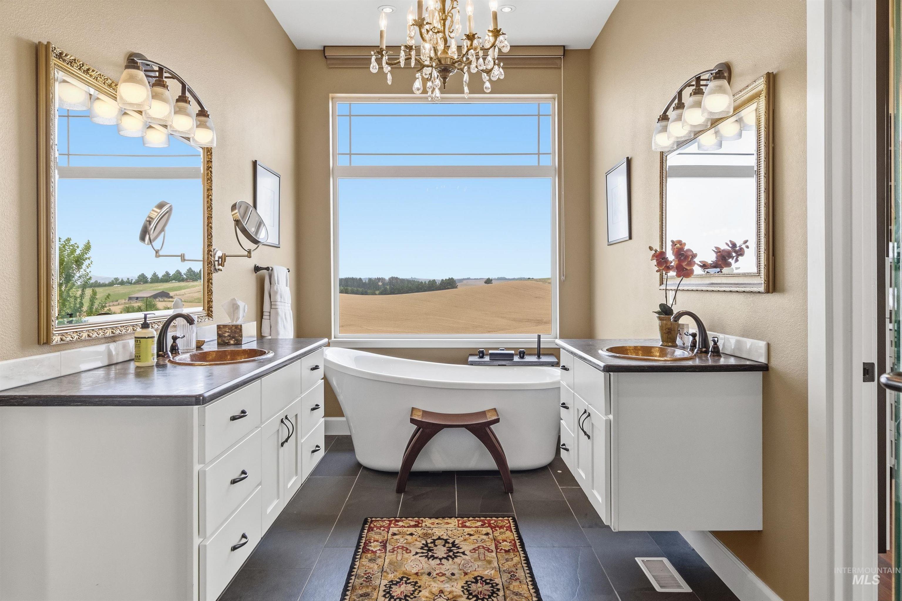 1010 Idlers Rest Rd, Moscow, Idaho 83843, 3 Bedrooms, 3 Bathrooms, Residential For Sale, Price $1,290,000, 98995082