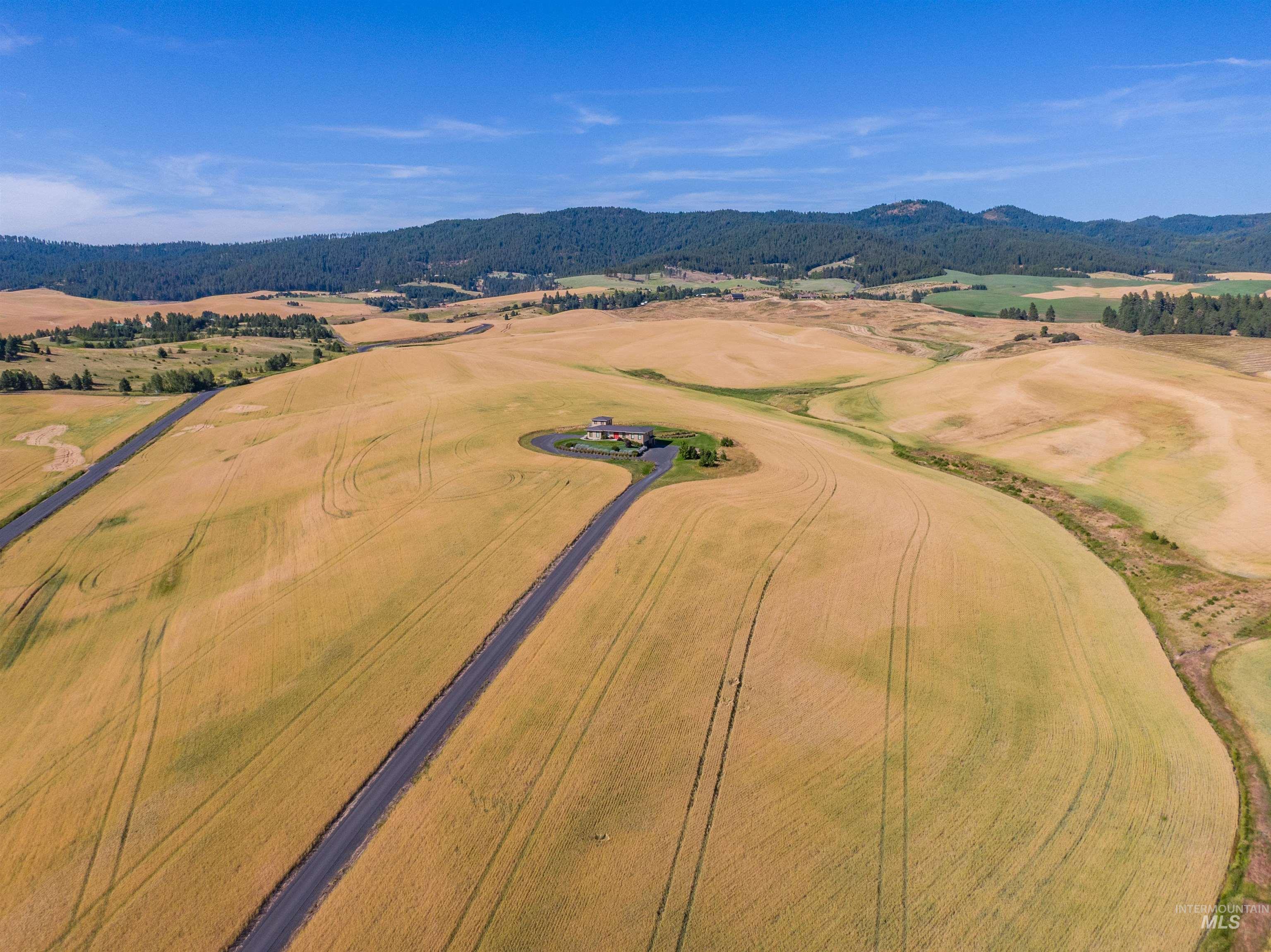 1010 Idlers Rest Rd, Moscow, Idaho 83843, 3 Bedrooms, 3 Bathrooms, Residential For Sale, Price $1,290,000, 98995082